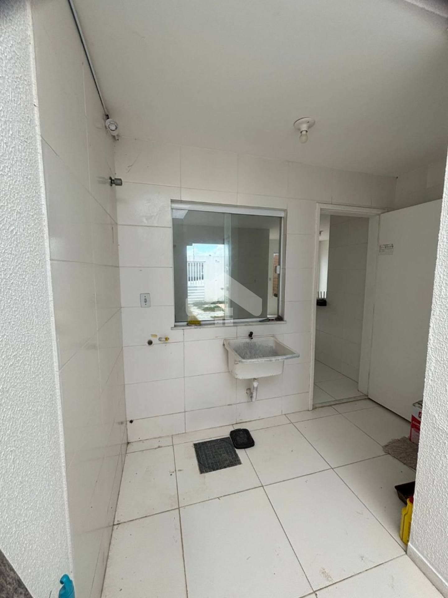 Casa com 3/4, 1 suíte, 1 vaga - Barra dos Coqueiros