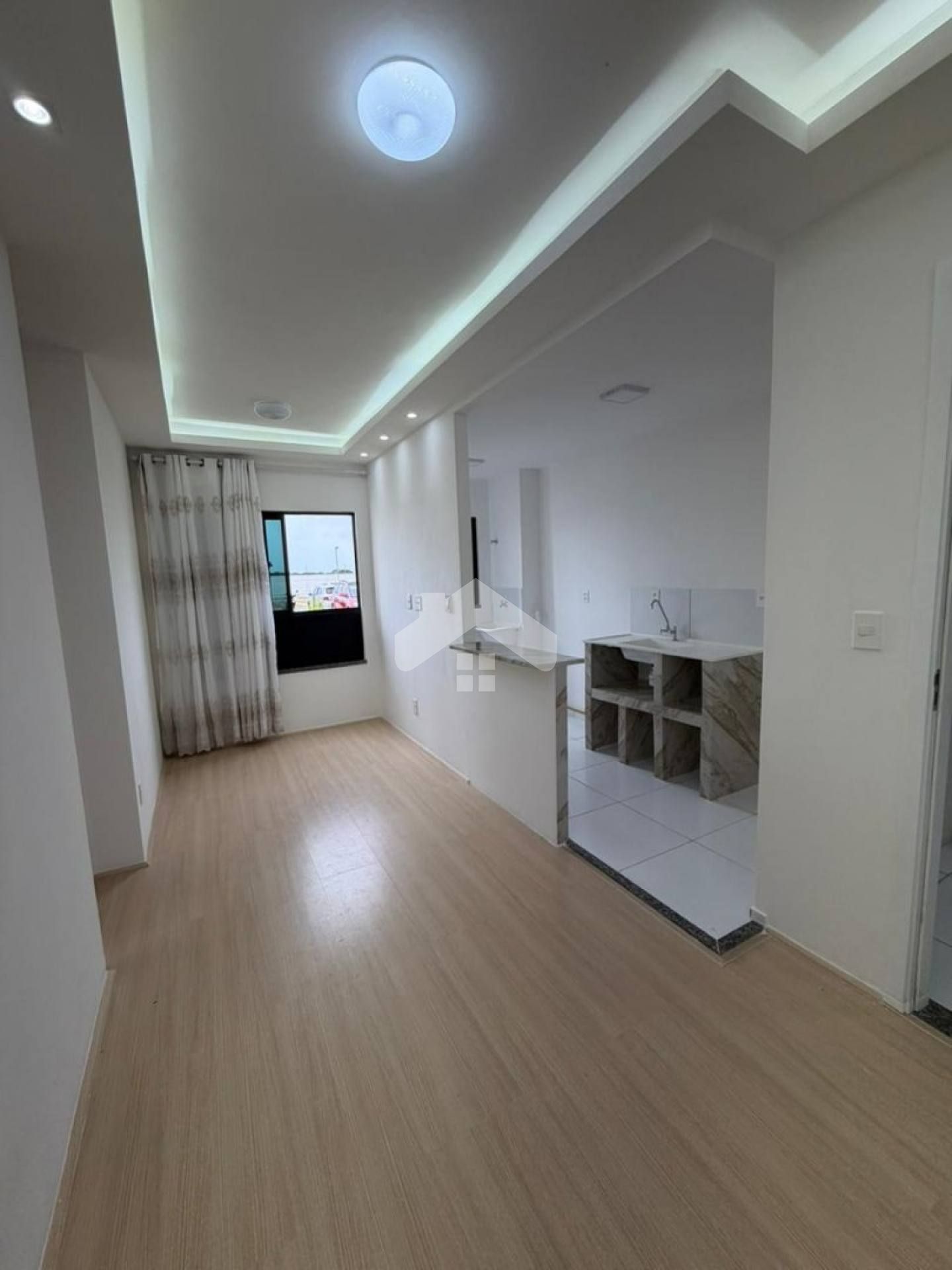 Apartamento no Jardim das Mangabeiras, 2/4, 1 vaga (Condomínio Incluso) - 17 de Março