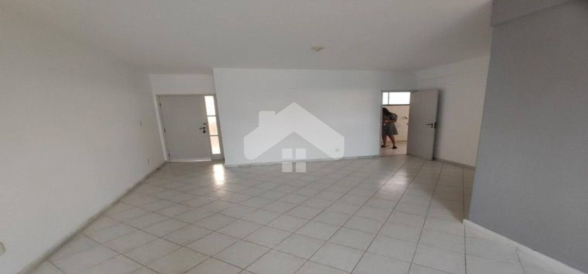 Apartamento Para Vender com 3 quartos 1 suítes no bairro Atalaia em Aracaju