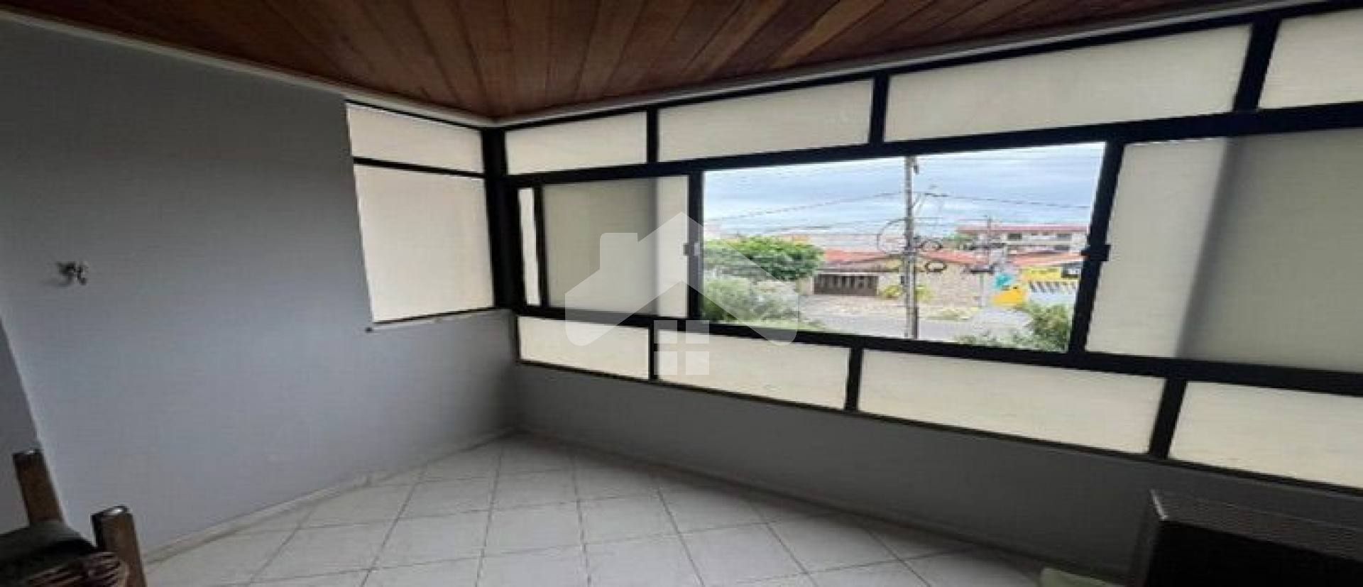 Apartamento Para Vender com 3 quartos 1 suítes no bairro Atalaia em Aracaju