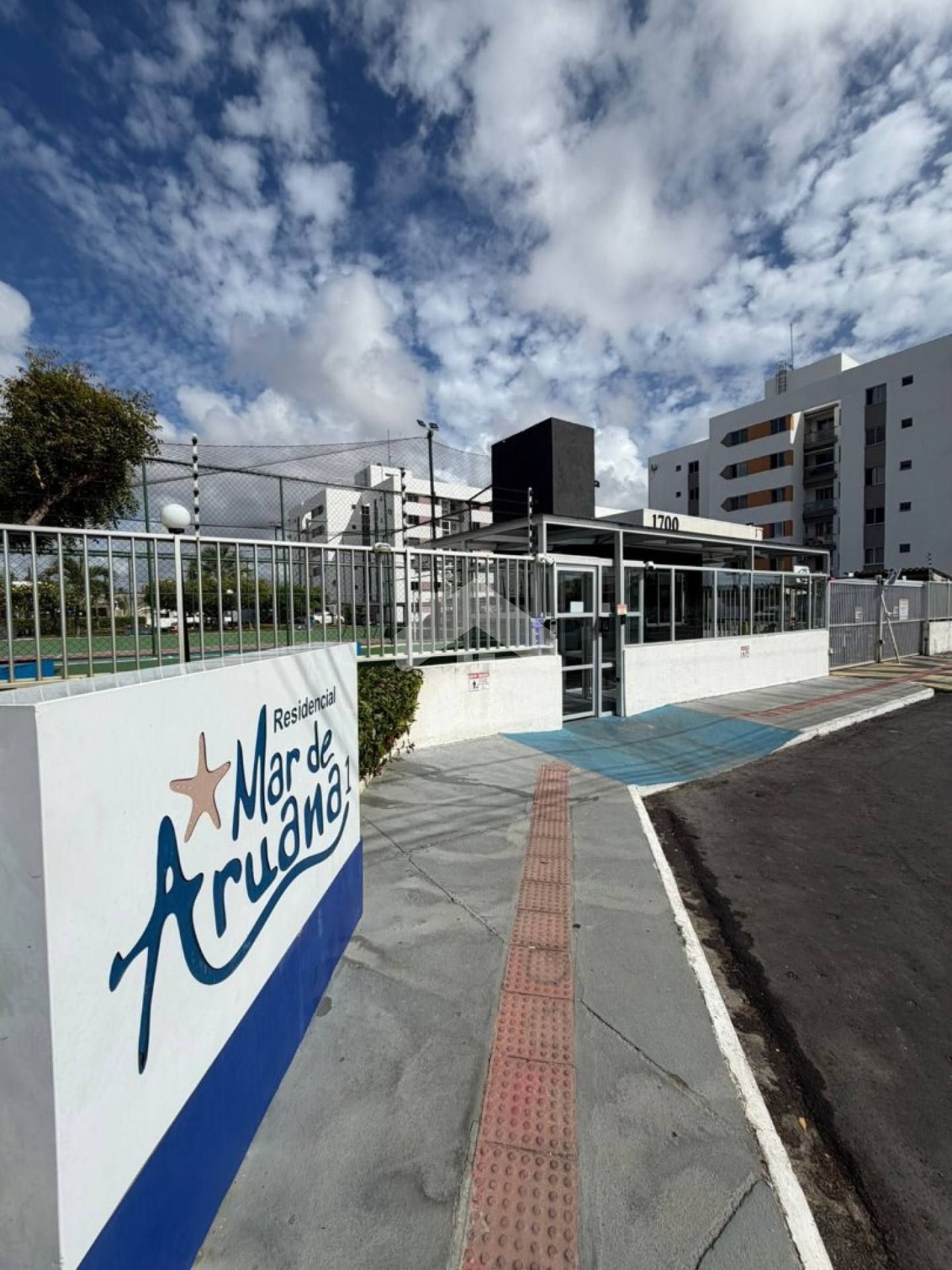 Apartamento no Mar de Aruana1, 3/4, 1 suíte, 1 vaga (Condomínio incluso) - Aruana