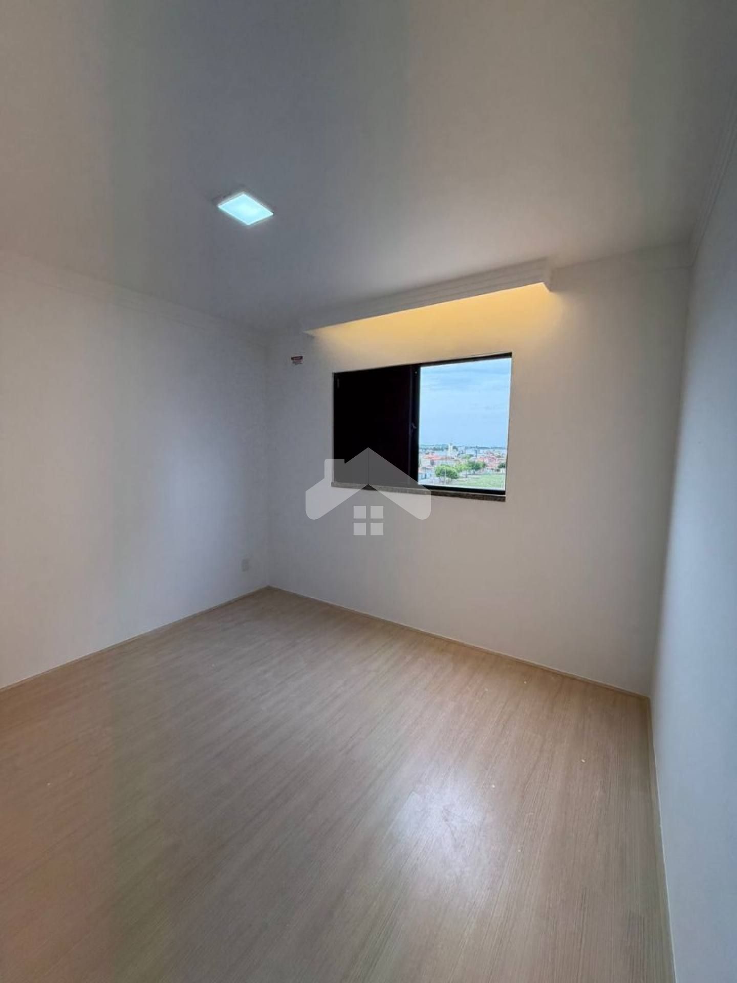 Apartamento no Jardim das Mangabeiras, 2/4, 1 vaga (Condomínio Incluso) - 17 de Março