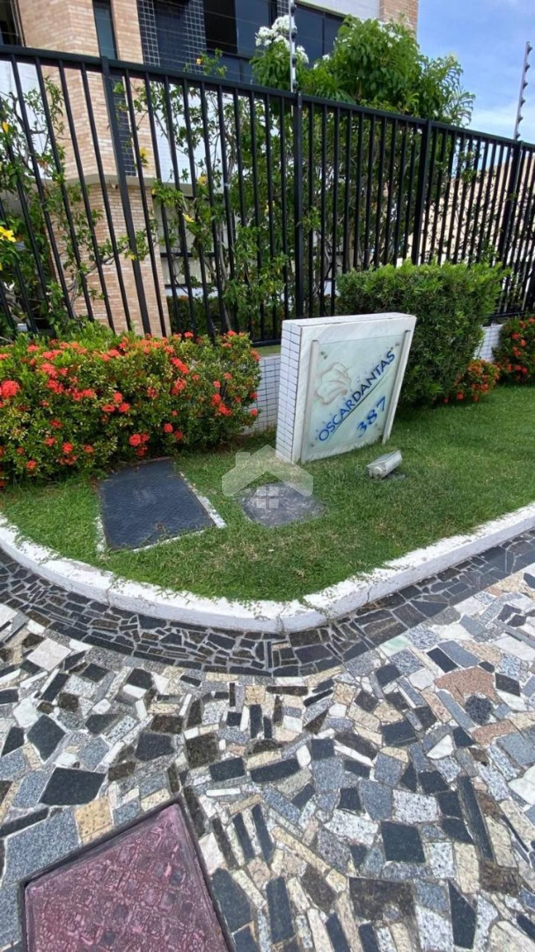 Apartamento Para Vender com 3 quartos 1 suítes no bairro Atalaia em Aracaju