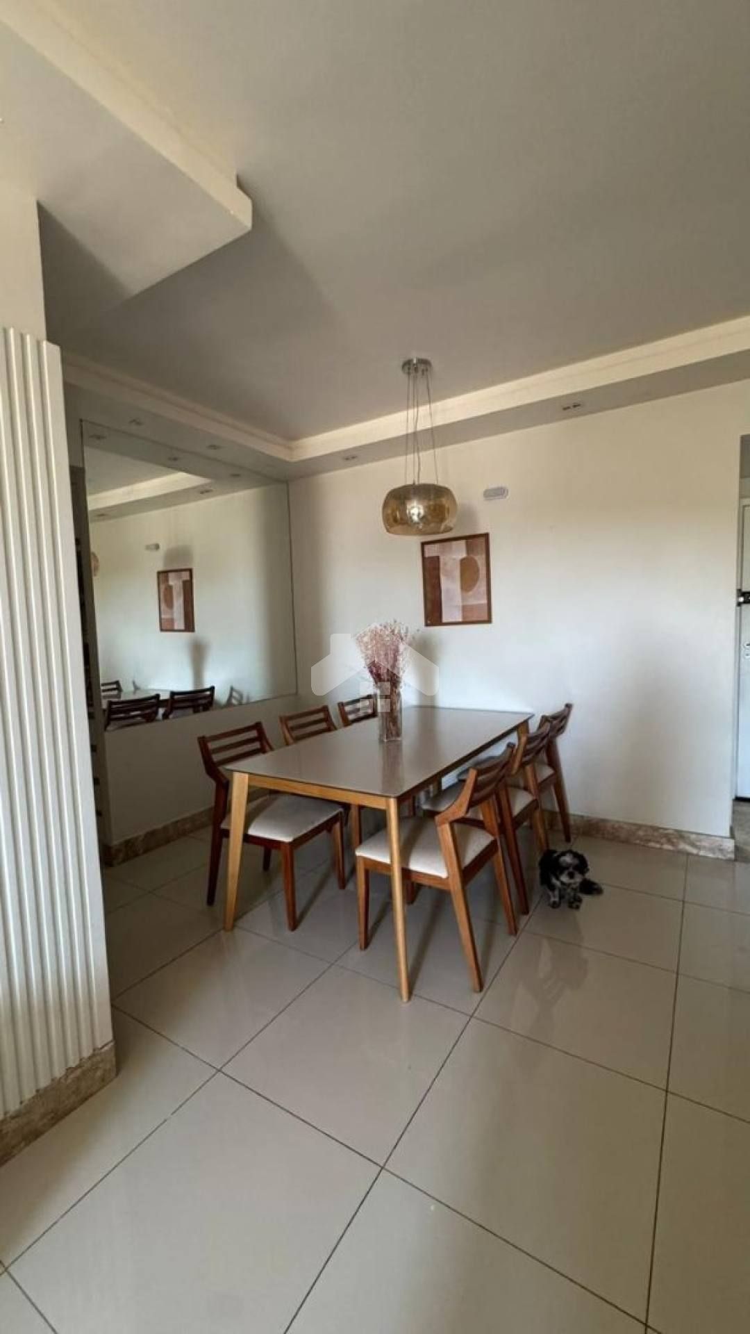 Apartamento Para Vender Com 4 Quartos Sendo 1 Suíte no Bairro Farolândia em Aracaju