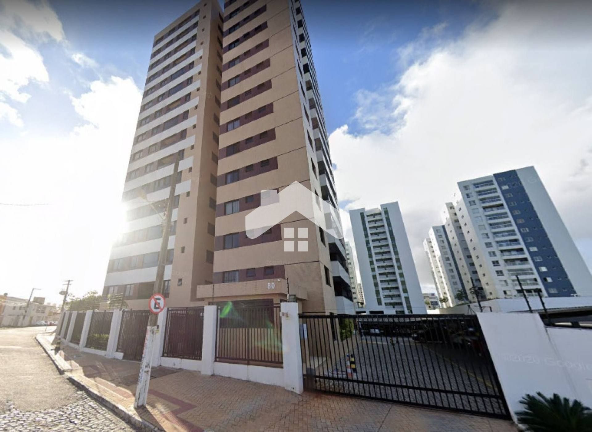 Apartamento Para Vender Com 4 Quartos Sendo 1 Suíte no Bairro Farolândia em Aracaju