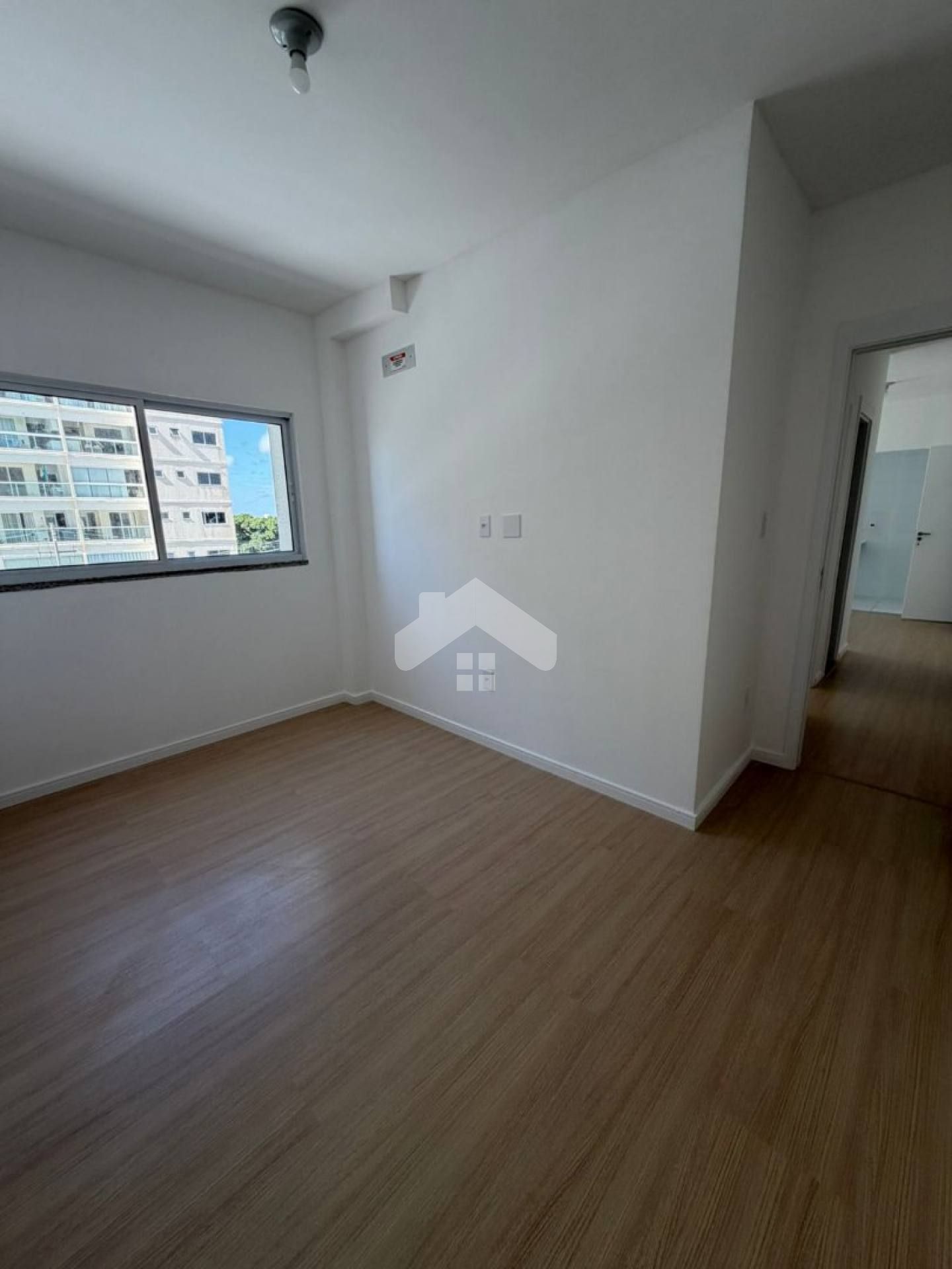 Apartamento no Jardim Serigy, 2/4, 1 suíte, 1 vaga (Condomínio incluso) - Farolândia