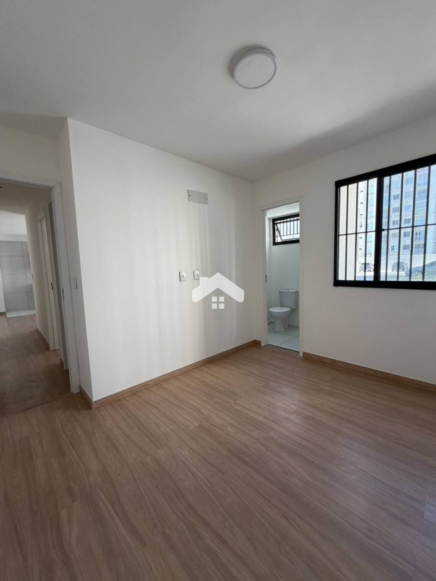 Apartamento no Lunar, 2/4, 1 suíte, 1 vaga (Cond. Incluso) - Aruana
