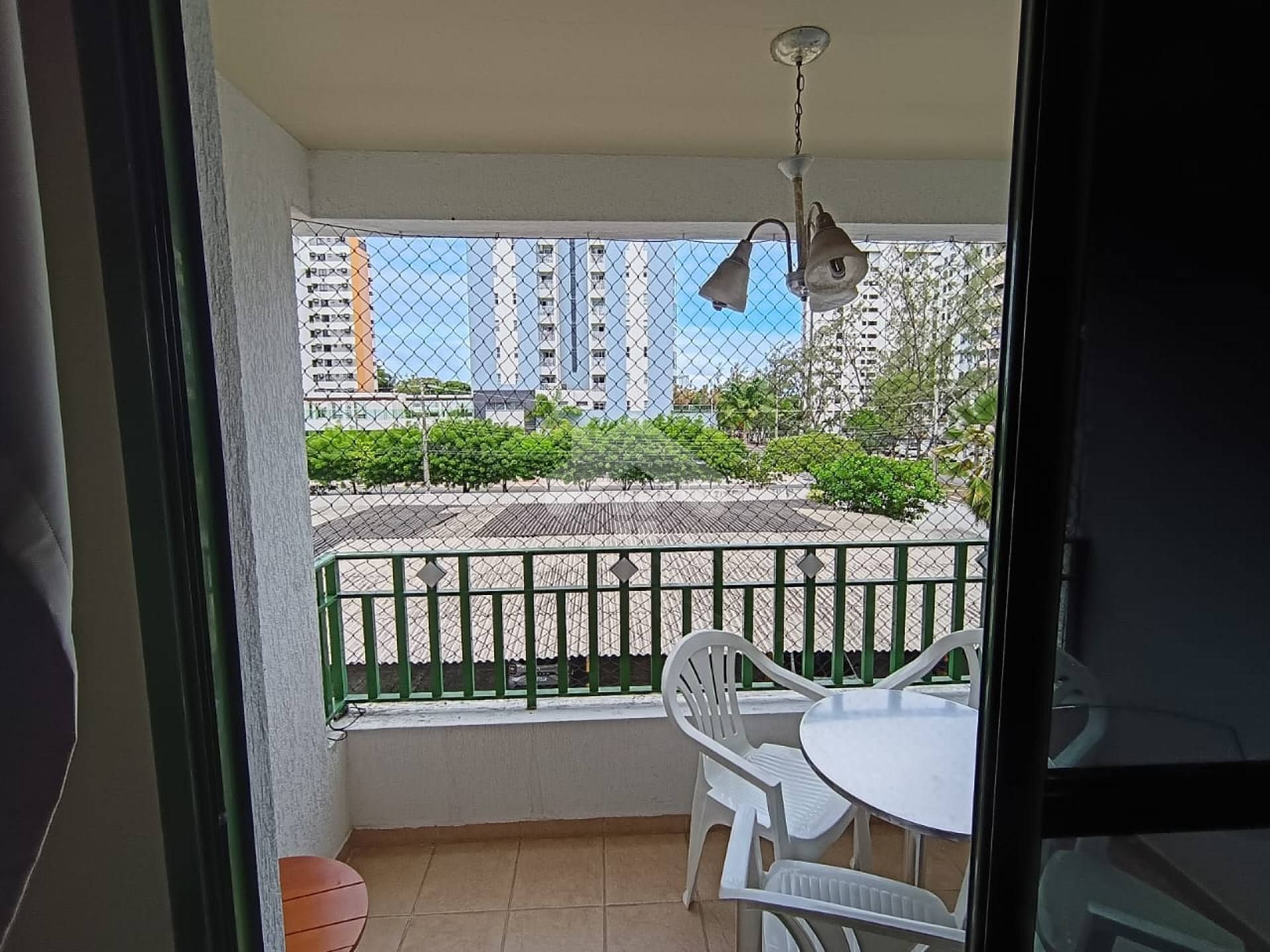 Apartamento Para Vender com 3 quartos 1 suítes no bairro Farolândia em Aracaju