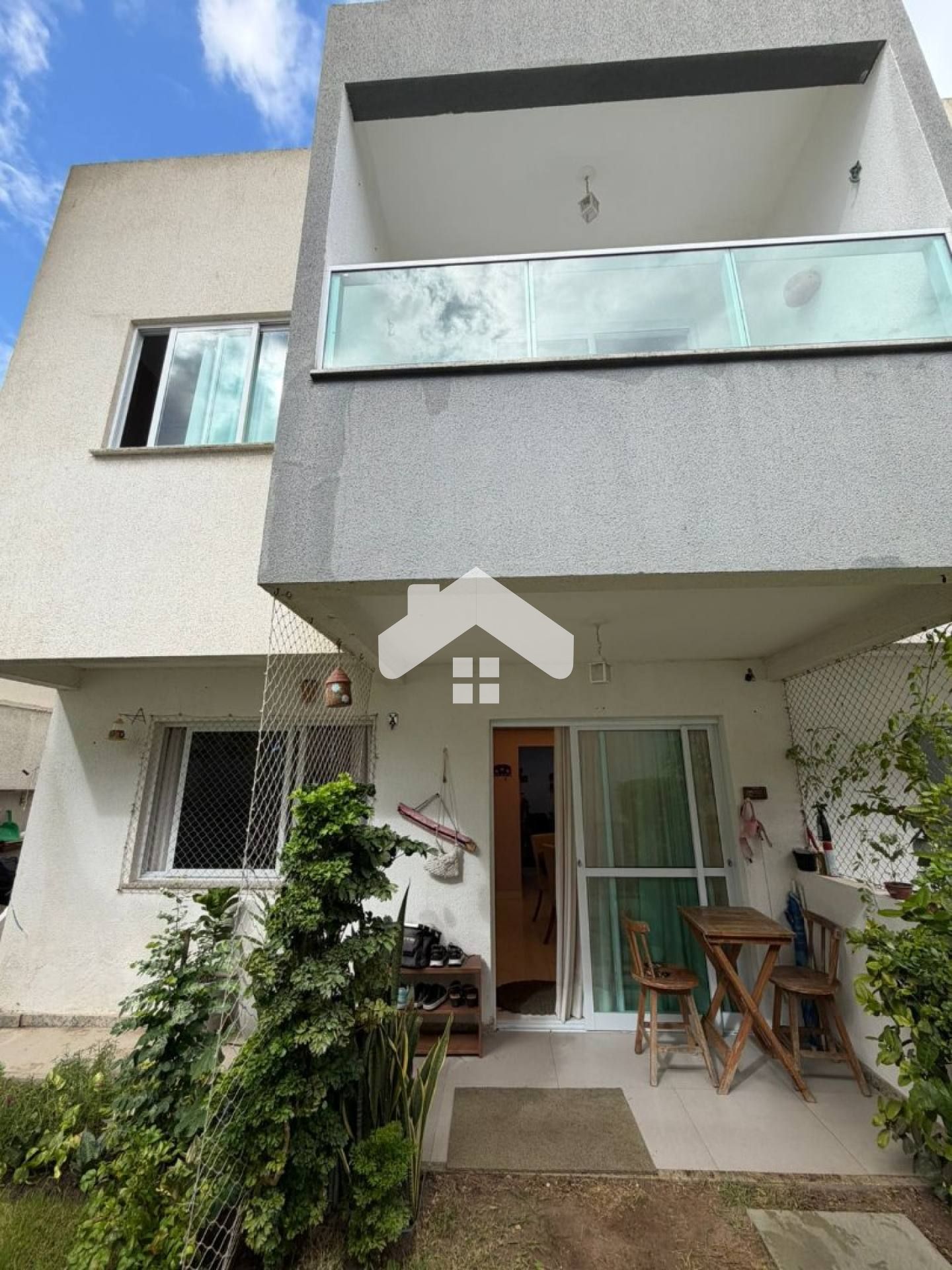 Casa em condomínio fechado, mobiliado, 2/4, 1 suíte, 2 vagas - Atalaia