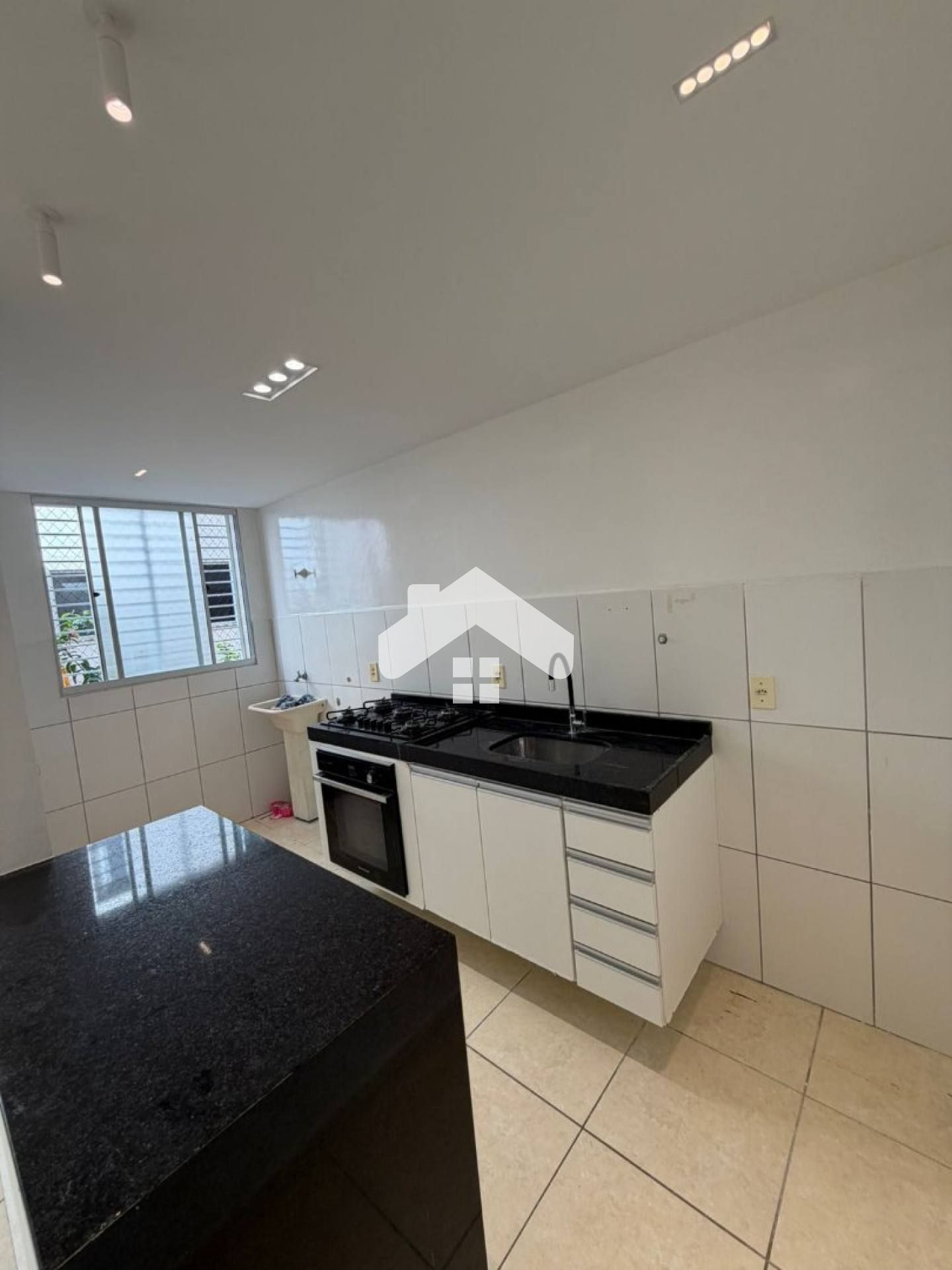 Apartamento no Alameda dos Pássaros, 2/4, 1 suíte, 1 vaga (Condomínio Incluso) - Inácio Barbosa