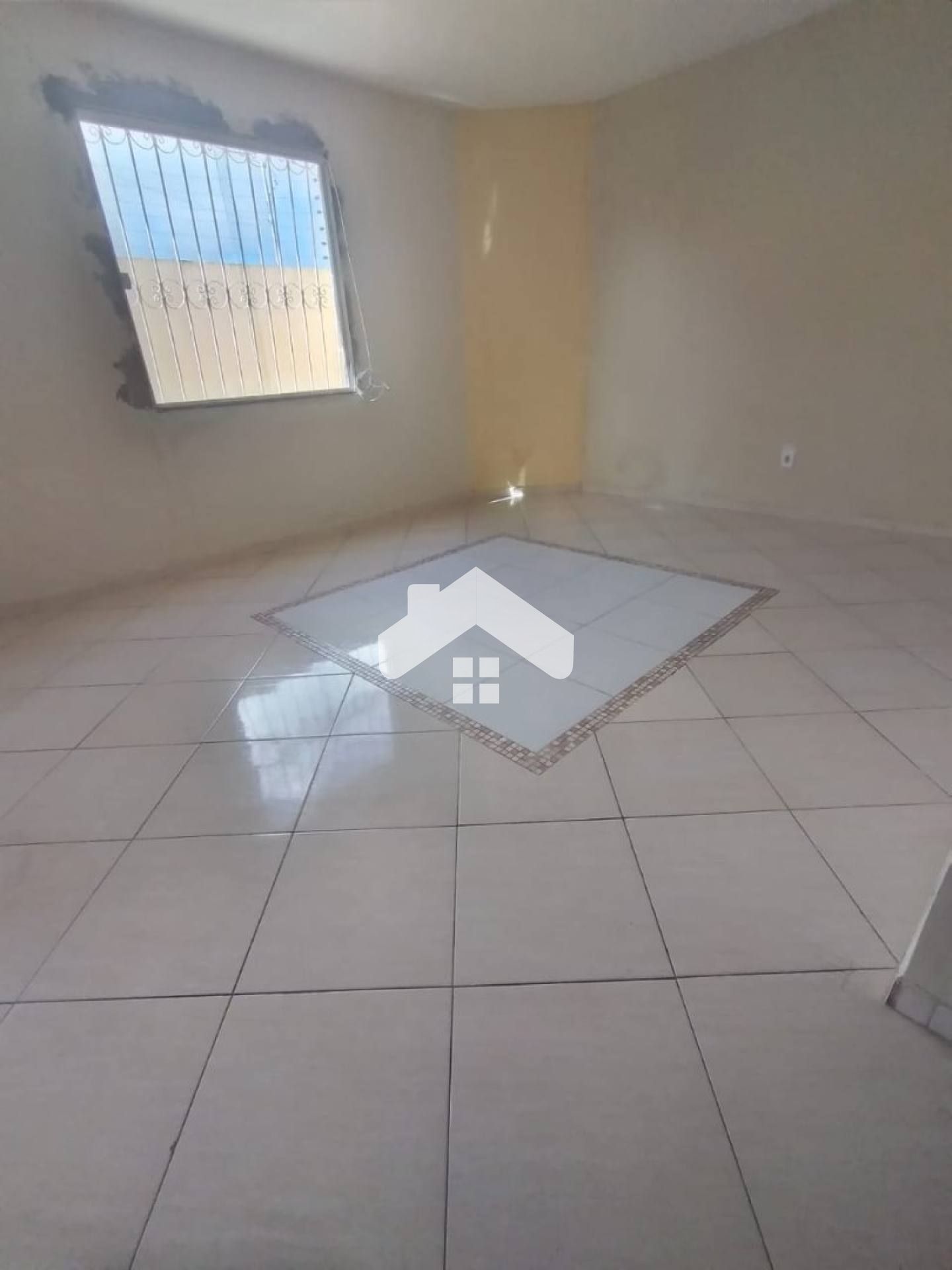 Casa Para Vender com 3 quartos 1 suítes no bairro Aeroporto em Aracaju