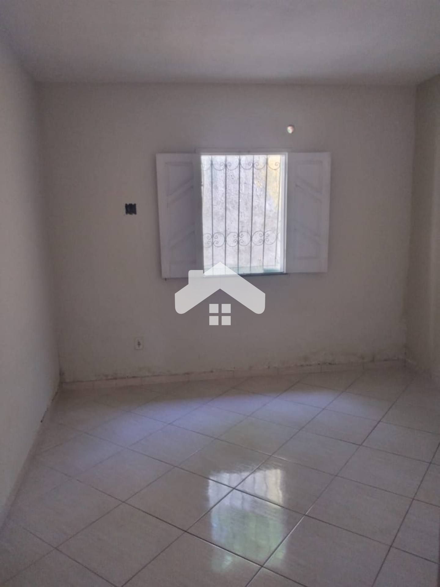 Casa Para Vender com 3 quartos 1 suítes no bairro Aeroporto em Aracaju