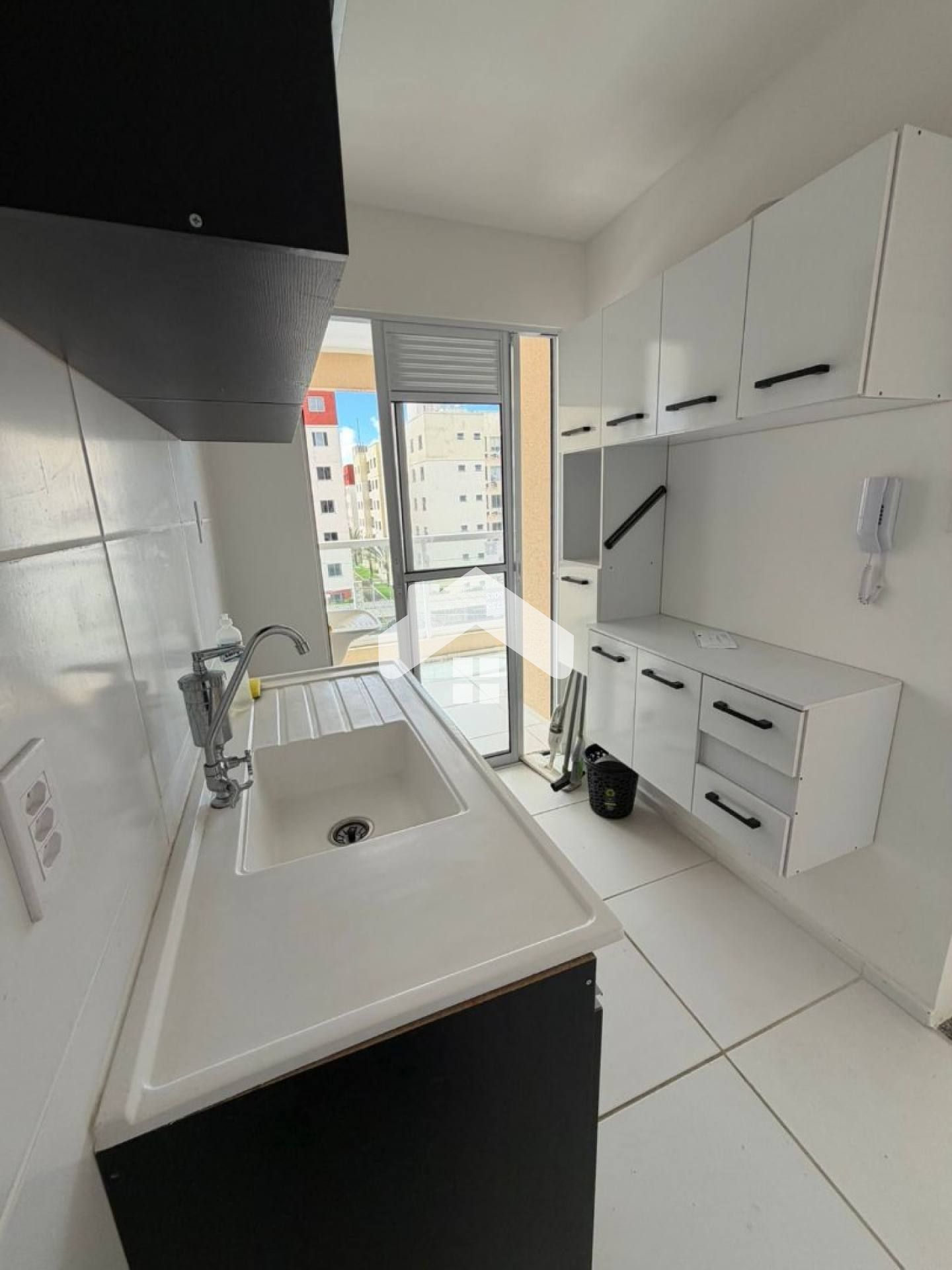 Apartamento no Jardim de Aruana, 2/4, 1 vaga - Aruana