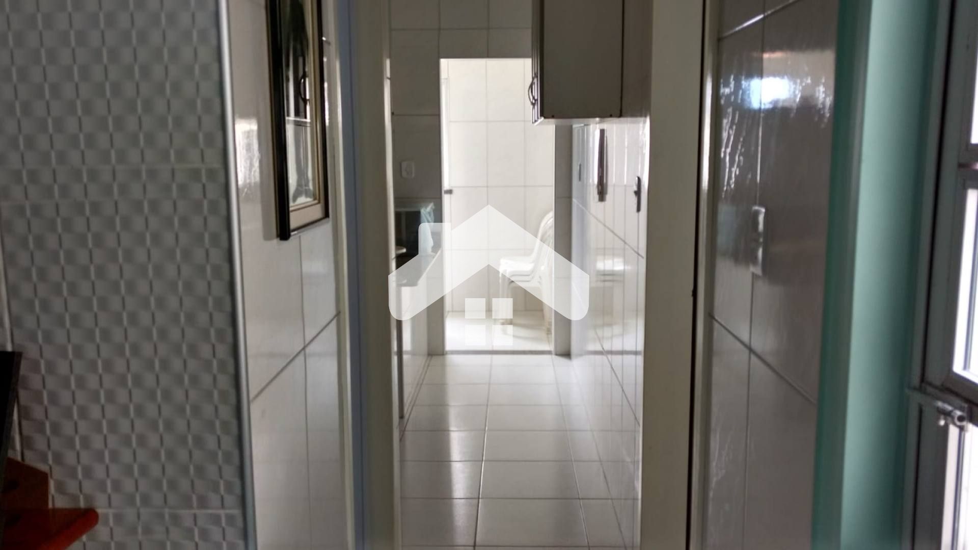 Casa Duplex Para Vender com 5 quartos 3 suítes no bairro Suíssa em Aracaju