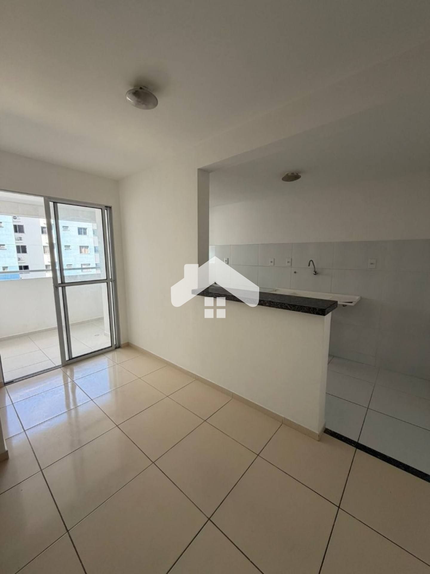 Apartamento no Green Village, 2/4, 1 suíte, 1 vaga (Condomínio incluso) - Barra dos Coqueiros