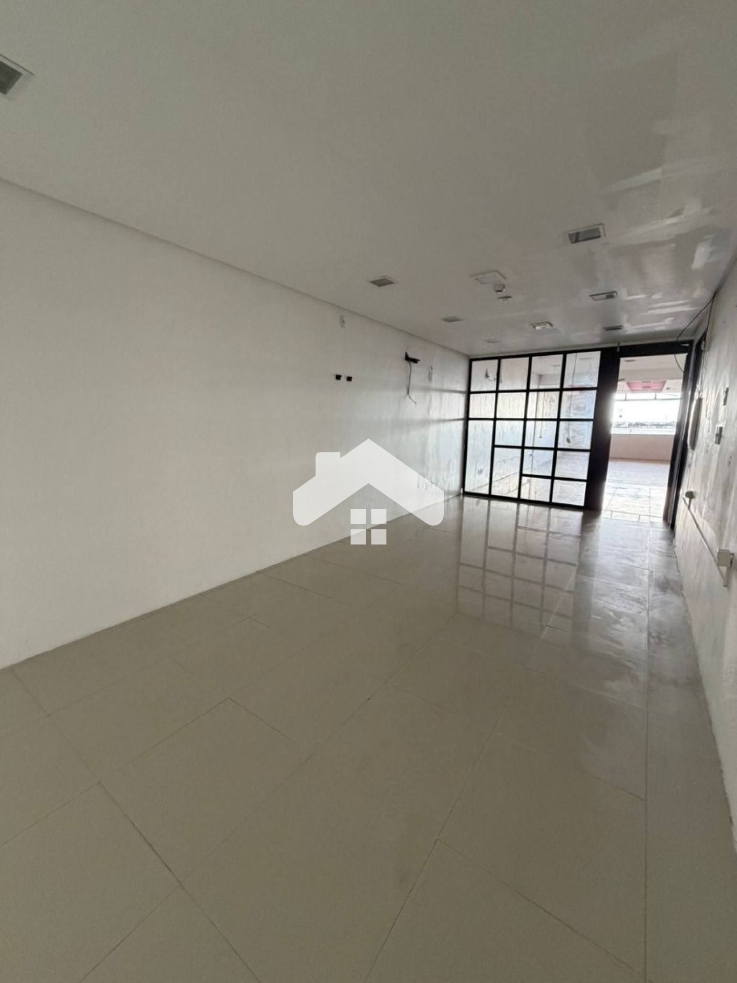 Sala comercial no Ed. Cidade de Aracaju (Condomínio incluso) - Centro
