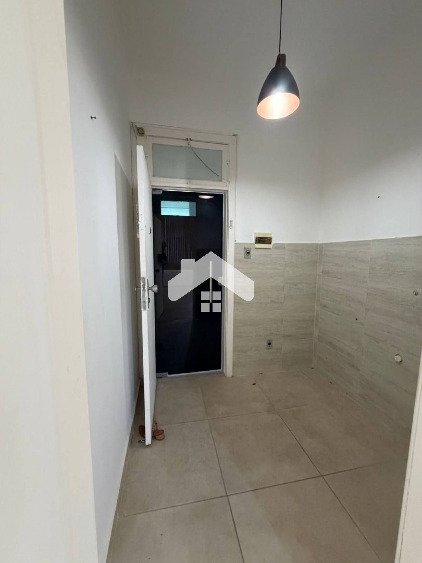 Sala comercial no Ed. Cidade de Aracaju (Condomínio incluso) - Centro
