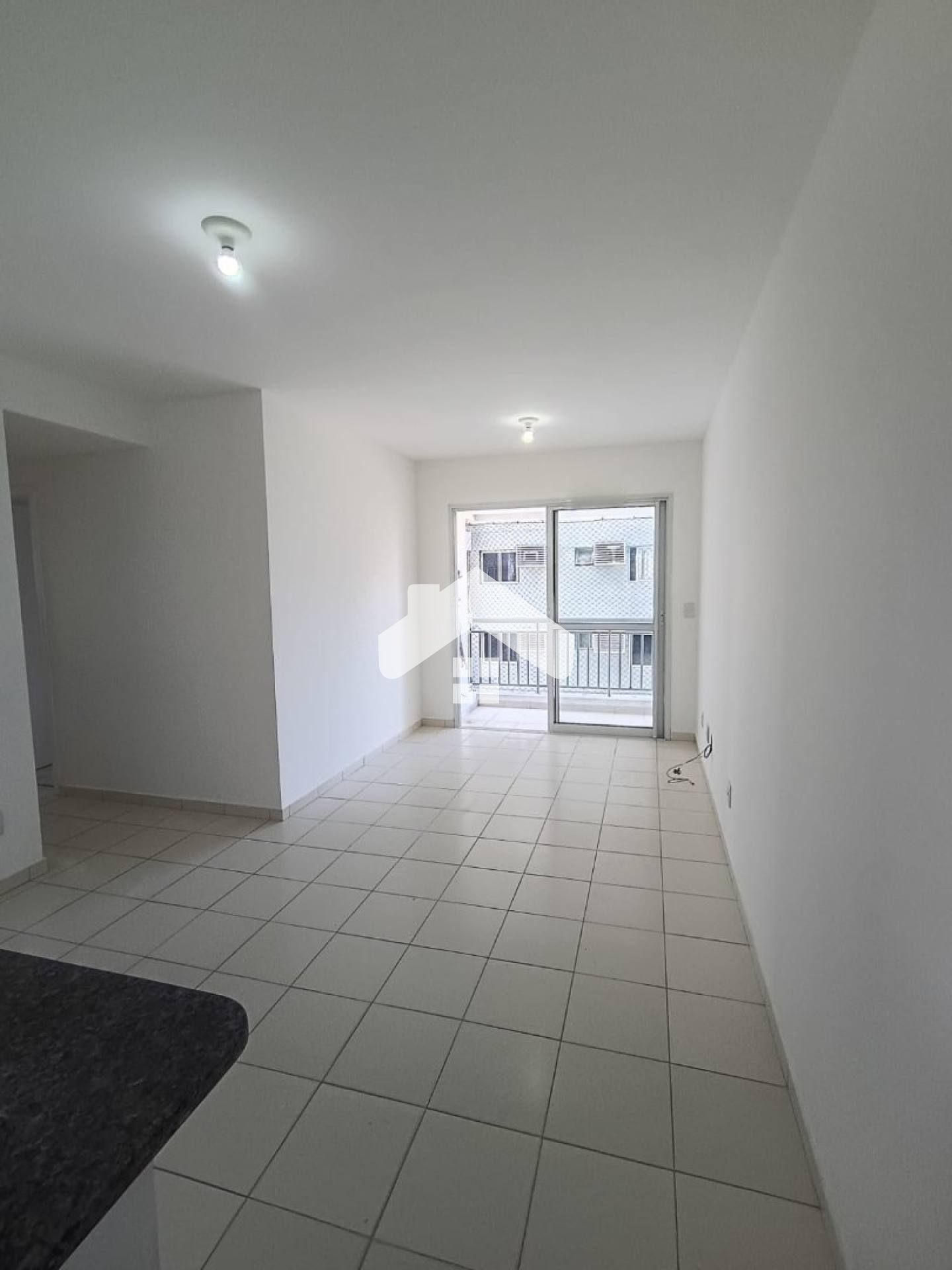 Apartamento Para Vender com 3 quartos 1 suítes no bairro Farolândia em Aracaju