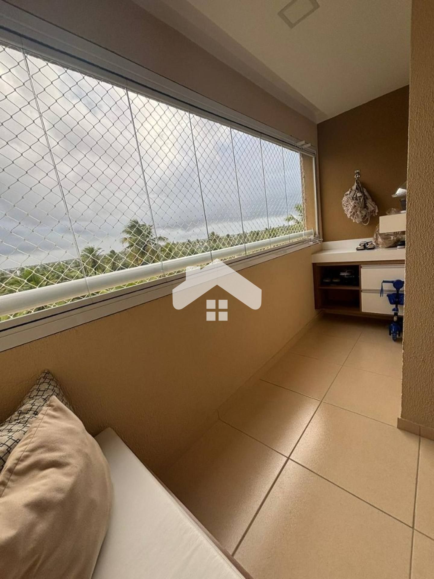 Apartamento Para Vender com 2 quartos 1 suítes na Barra dos Coqueiros/ Porteira Fechada