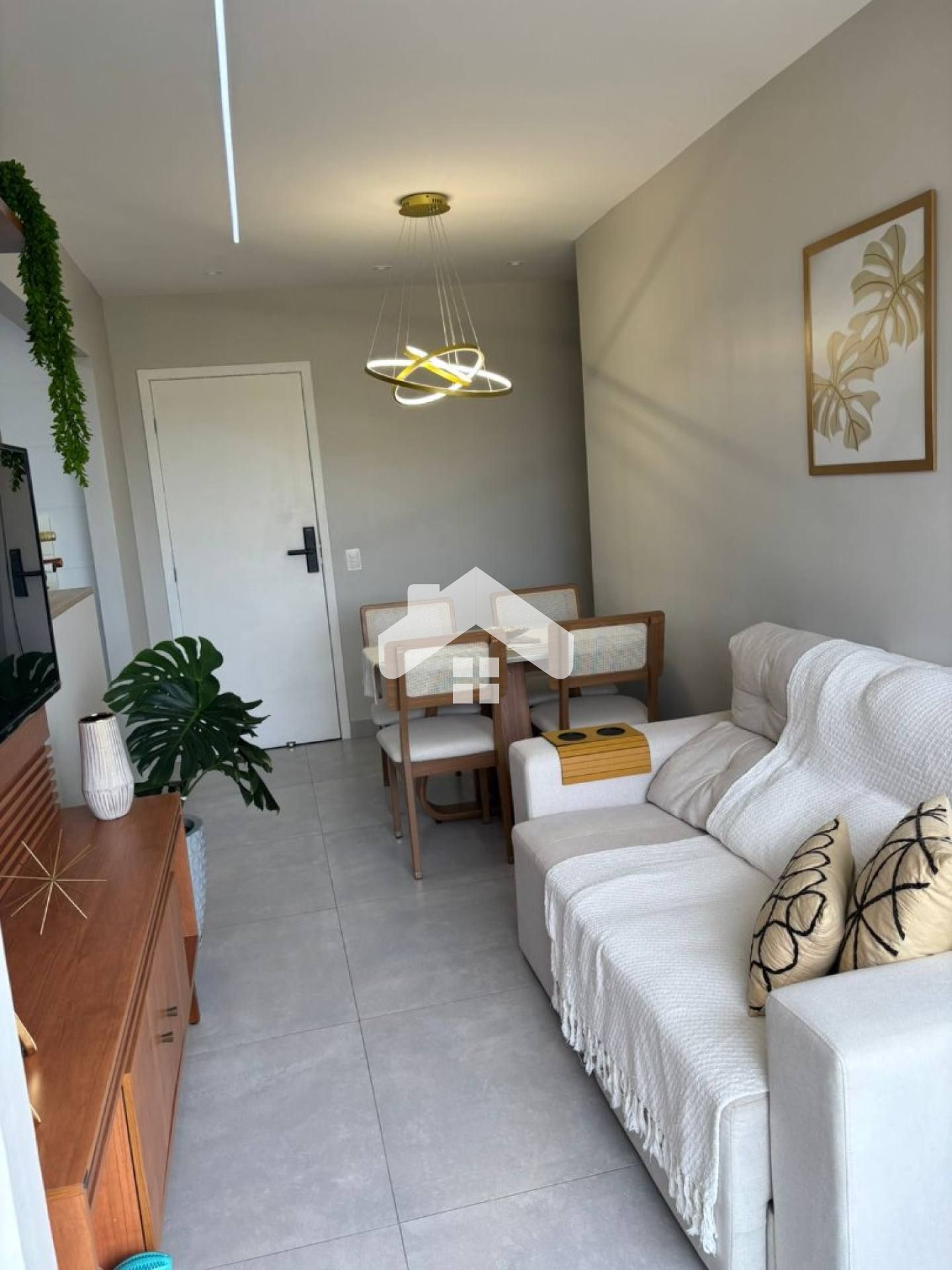 Apartamento Reformado Para Vender com 2 quartos 1 suíte na Barra Dos Coqueiros