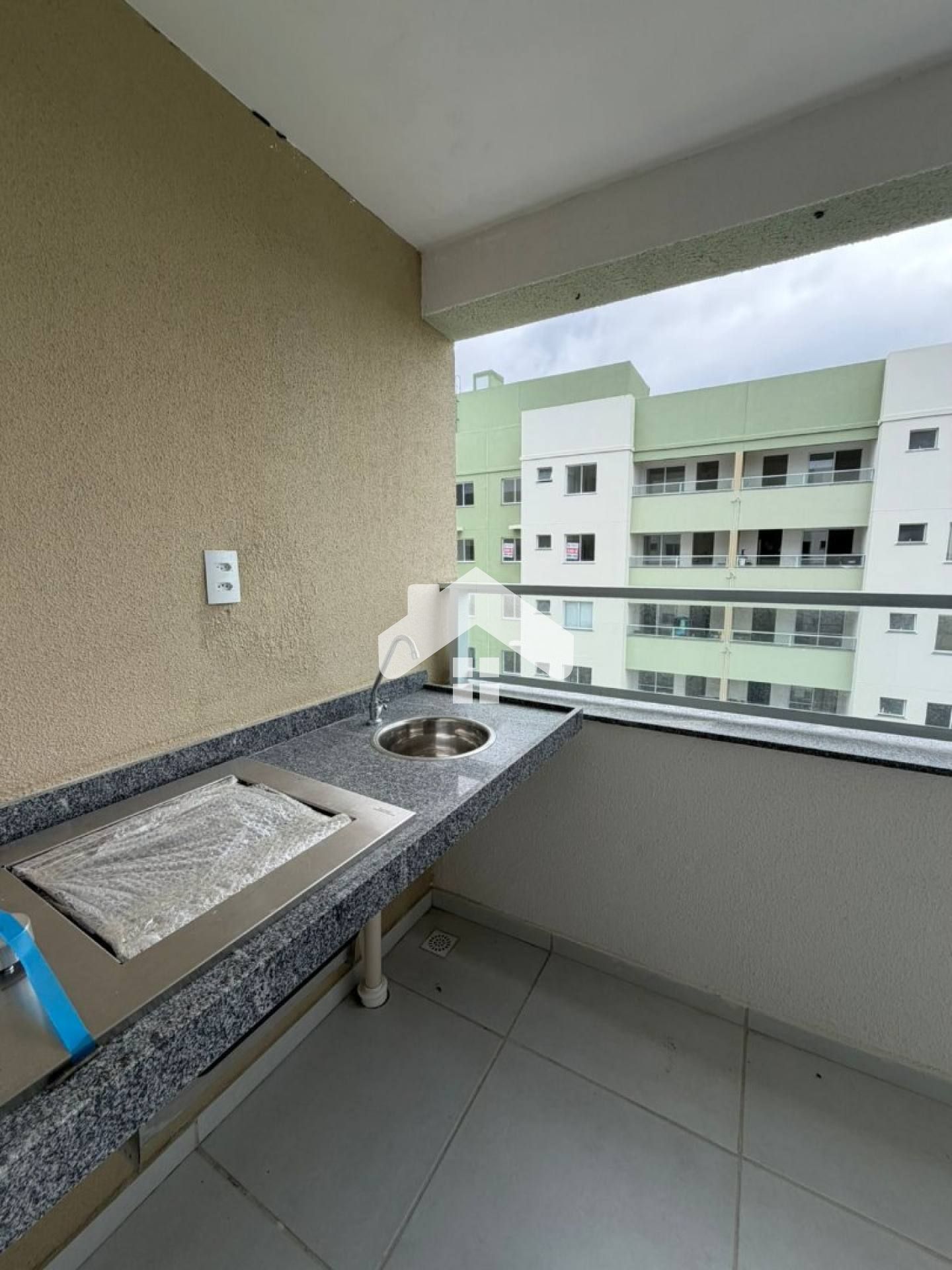 Apartamento no Moradas da Barra, 2/4, 1 suíte, 1 vaga - Barra dos Coqueiros