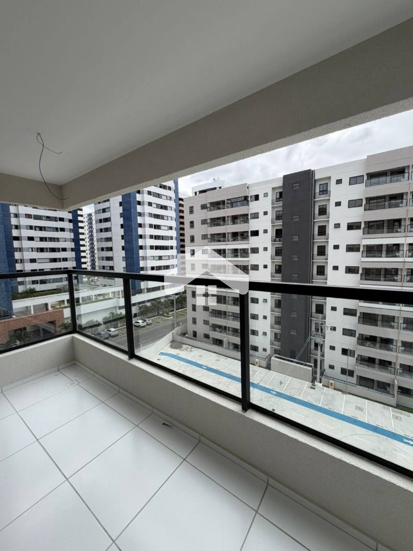 Apartamento no Luzitá, 2/4, 1 suíte, 1 vaga (Cond Incluso) - Luzia