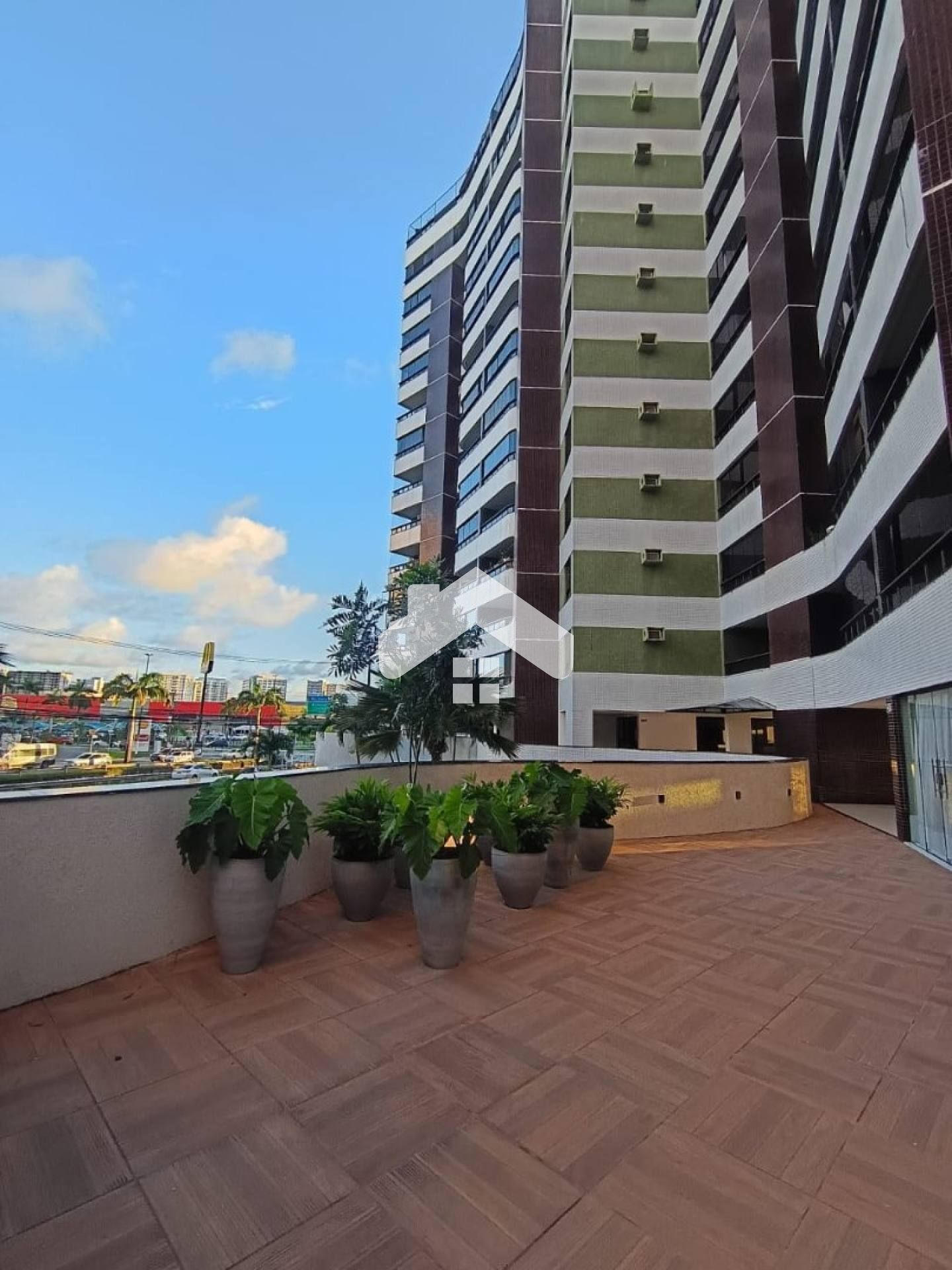 Apartamento Para Vender com 4 quartos 3 suítes no bairro Jardins em Aracaju