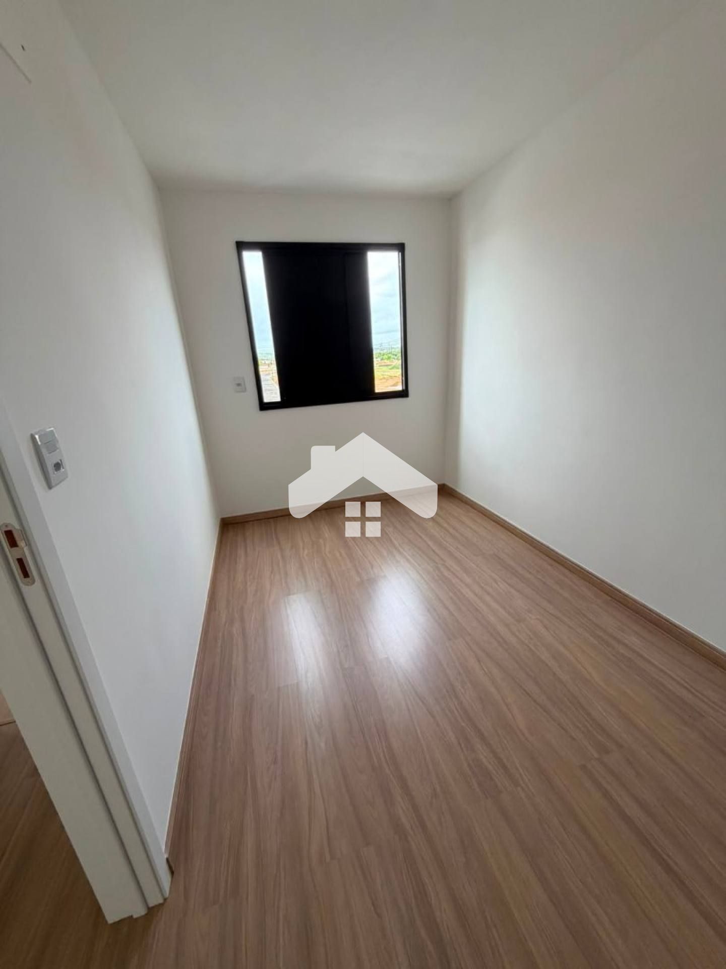 Apartamento no Lunar, 2/4, 1 suíte, 1 vaga (Condomínio incluso) – Aruana