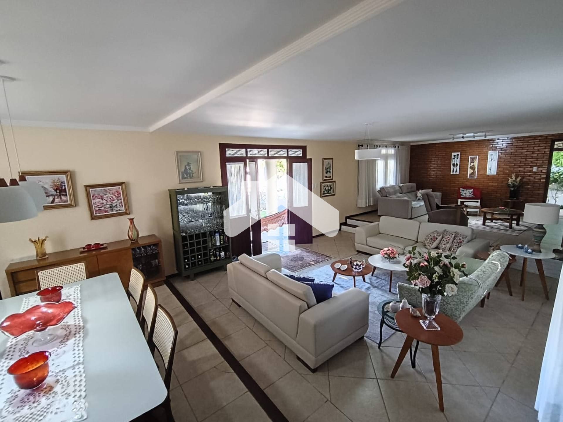 Casa de Condomínio Para Vender com 3 quartos 3 suítes no bairro Mosqueiro em Aracaju