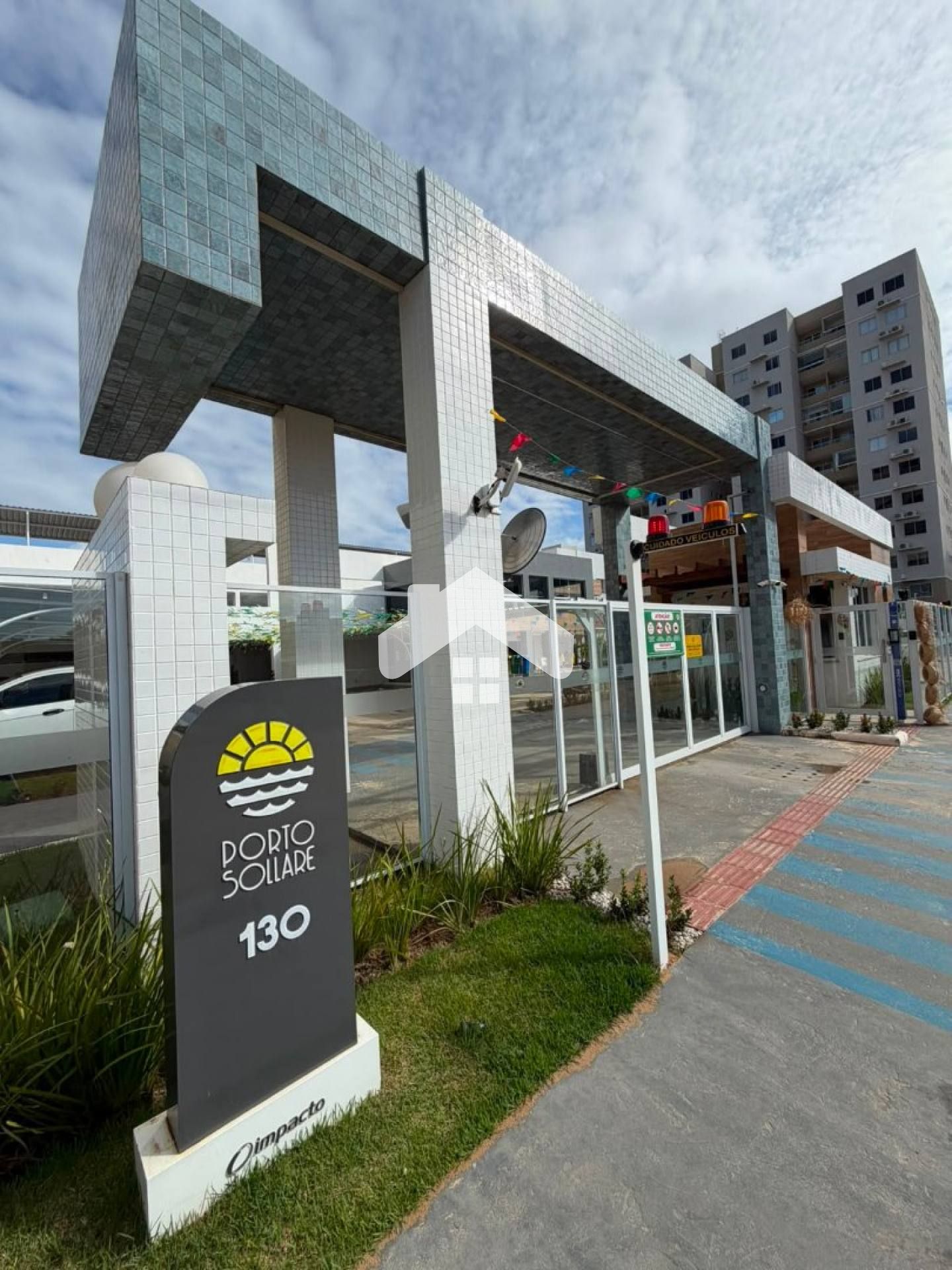 Apartamento no Porto Sollare, 2/4, 1 suíte, 1 vaga (Condomínio incluso) - Inácio Barbosa