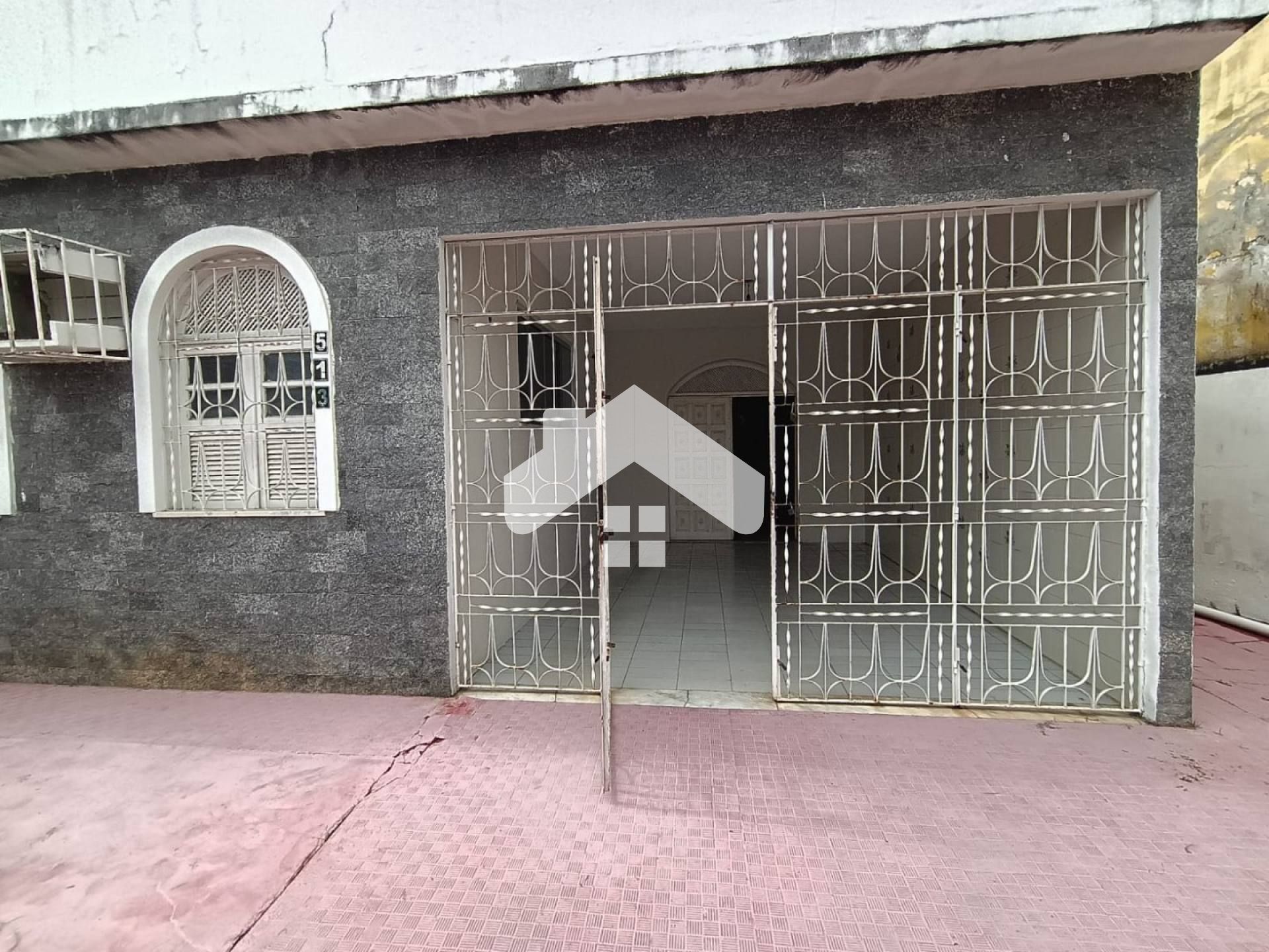 Casa Para Vender com 2 quartos no bairro Cirurgia em Aracaju