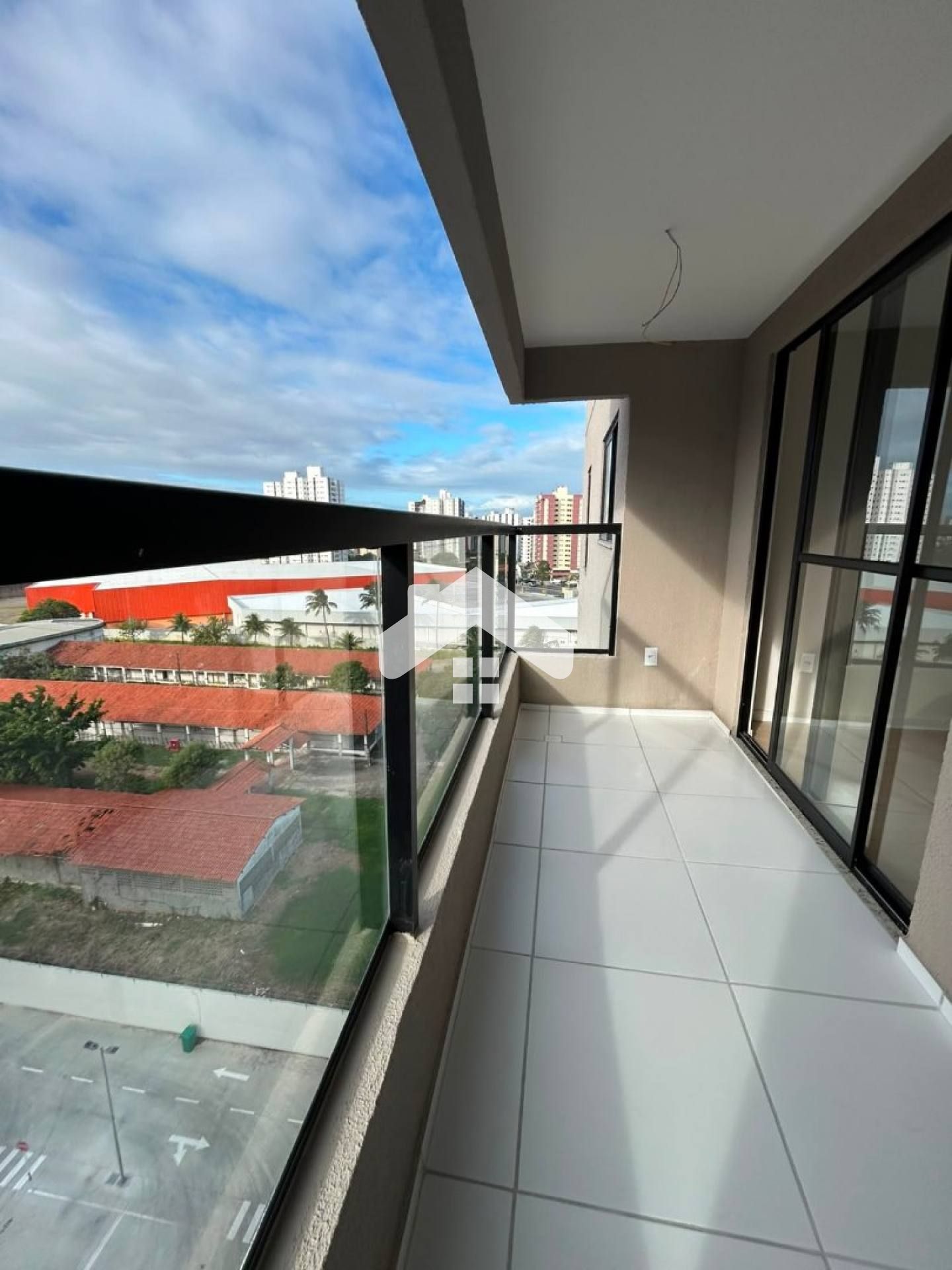 Apartamento no Luzitá 3/4, 1 suíte, 1 vaga (Condomínio incluso) - Luzia