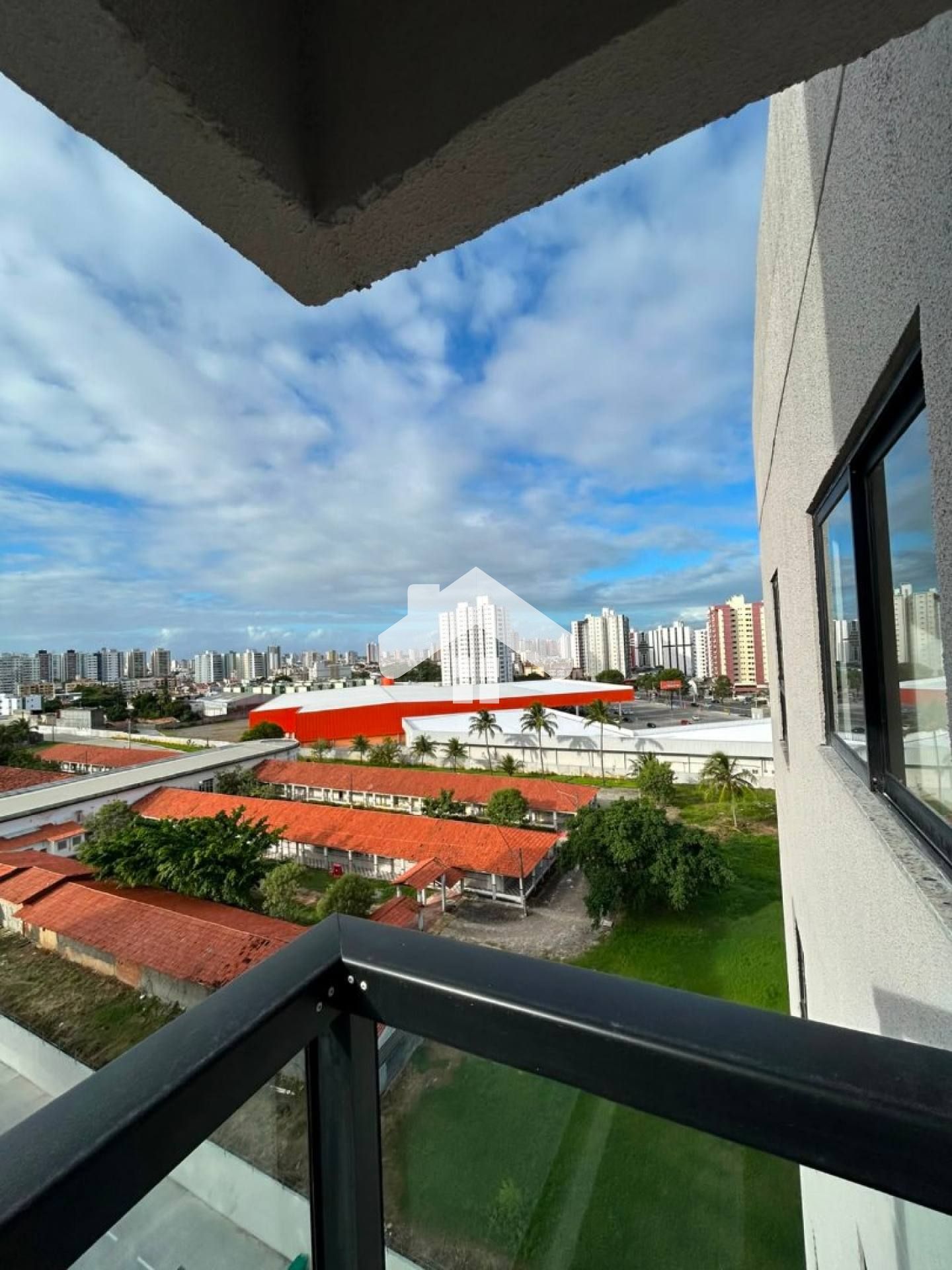 Apartamento no Luzitá 3/4, 1 suíte, 1 vaga (Condomínio incluso) - Luzia