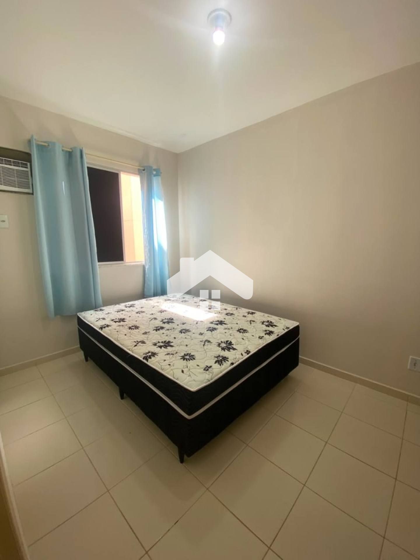 Apartamento mobiliado no Vivendas Tropical, 2/4, 1 banheiro, 1 vaga (Cond. Incluso) - São Brás.