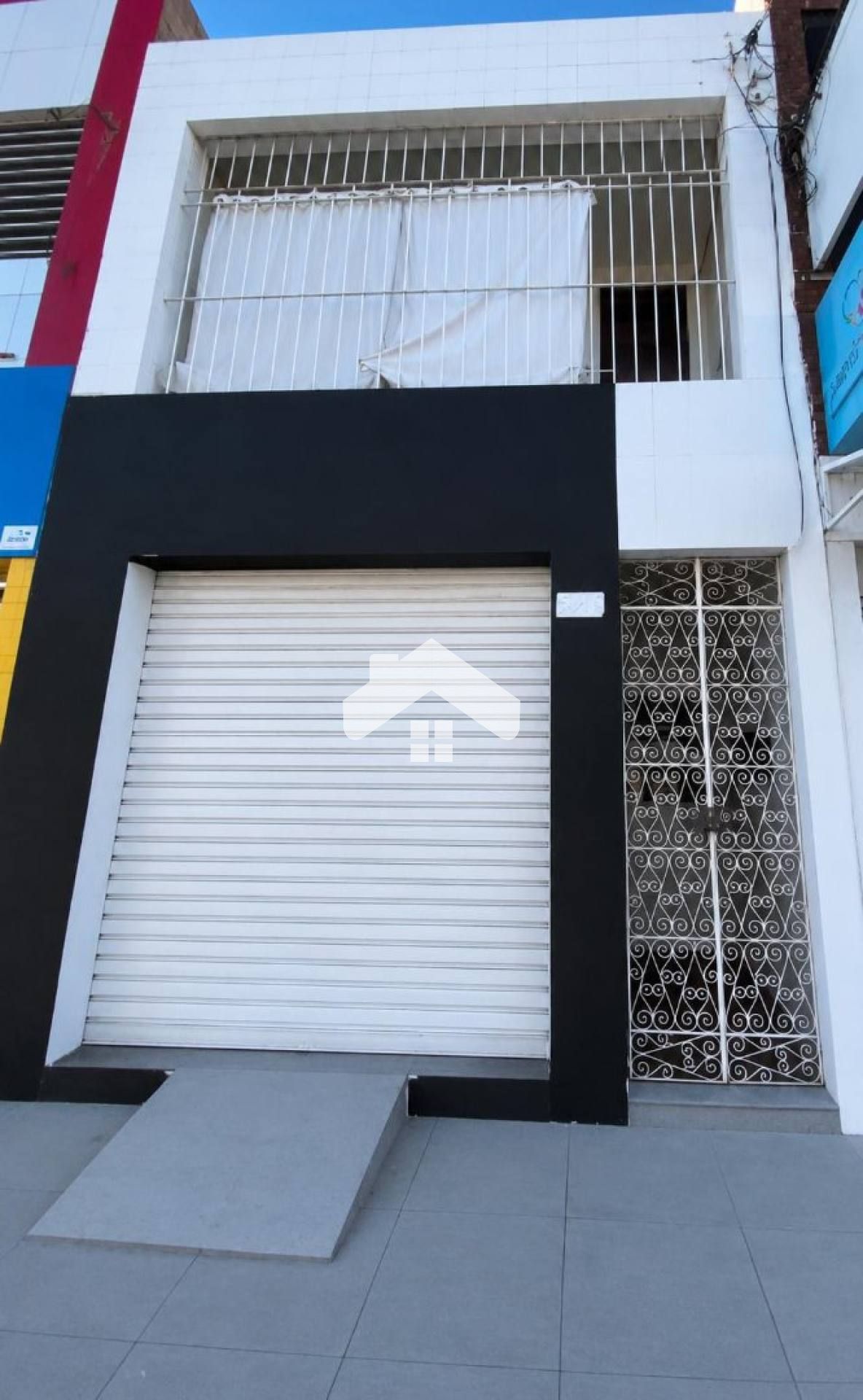 Kitnet no Bairro Siqueira Campos, 1/4 – Térreo.