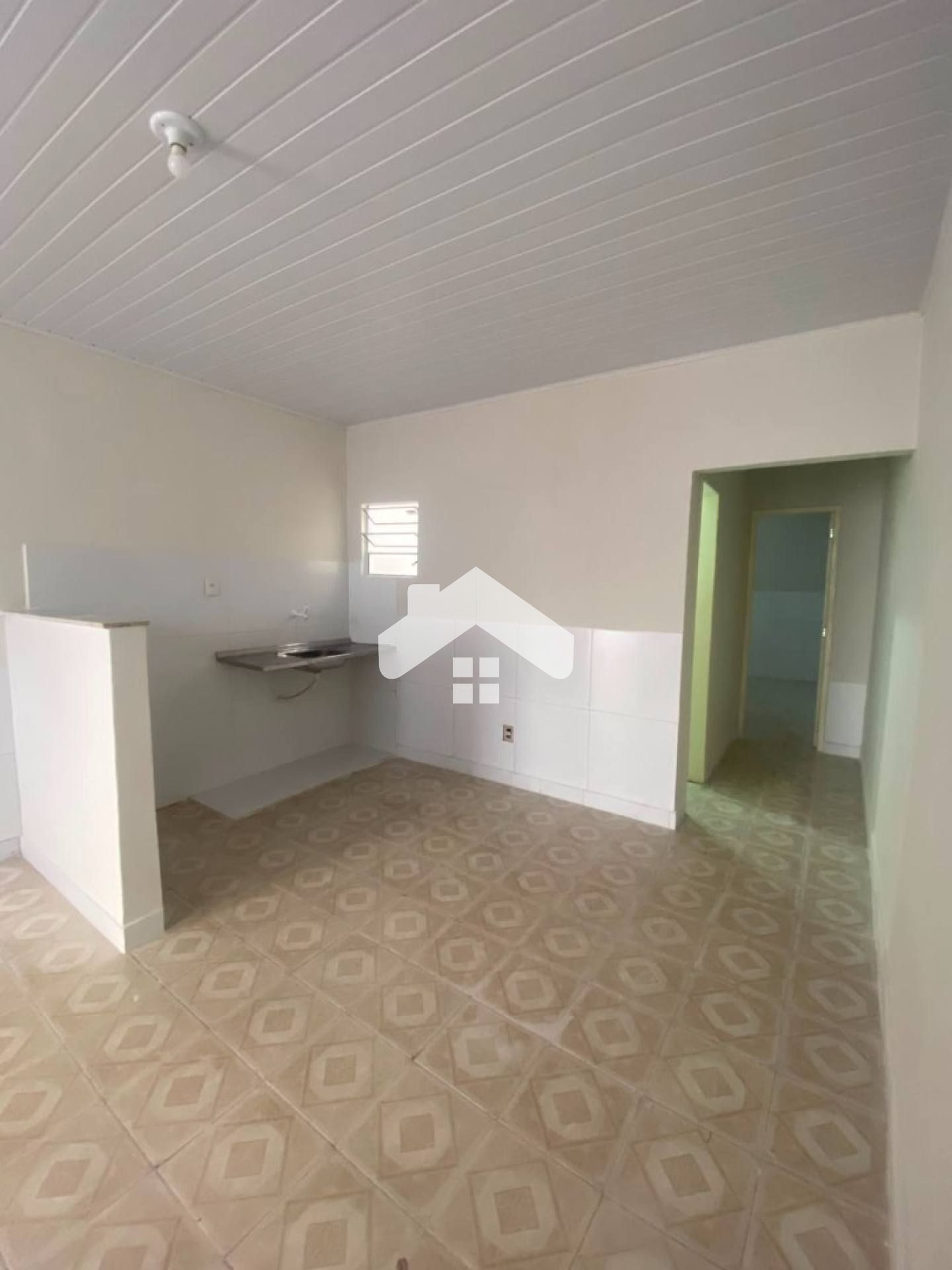 Kitnet no Bairro Siqueira Campos, 1/4 – Térreo.