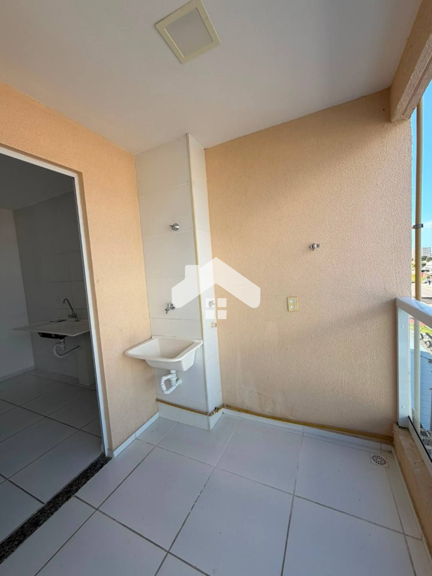 Apartamento no Jardim de Aruana, 2/4, 1 banheiro, 1 vaga - Aruana