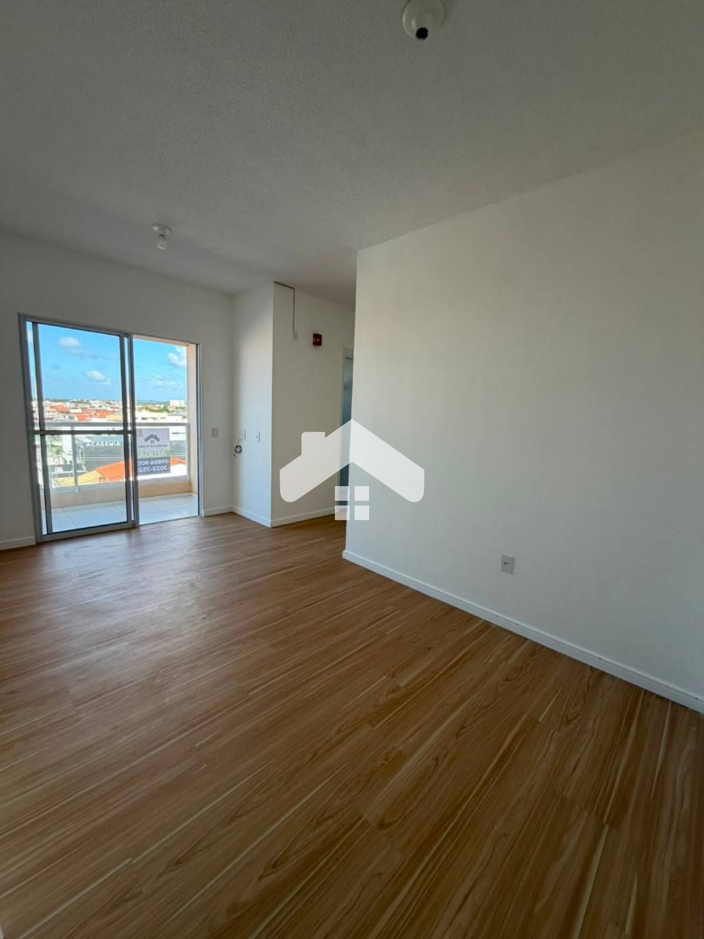 Apartamento no Jardim de Aruana, 2/4, 1 banheiro, 1 vaga - Aruana