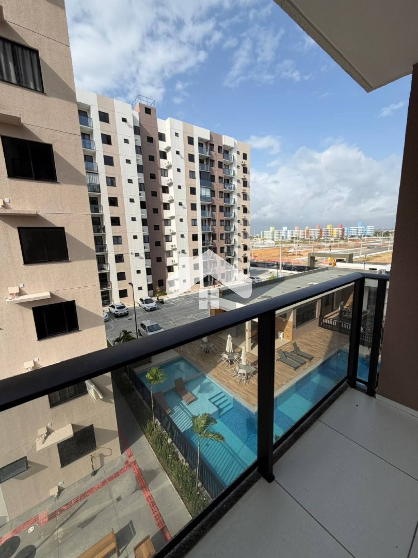 Apartamento no Lunar, 2/4, 1 suíte, 1 vaga (Condomínio incluso) – Aeroporto