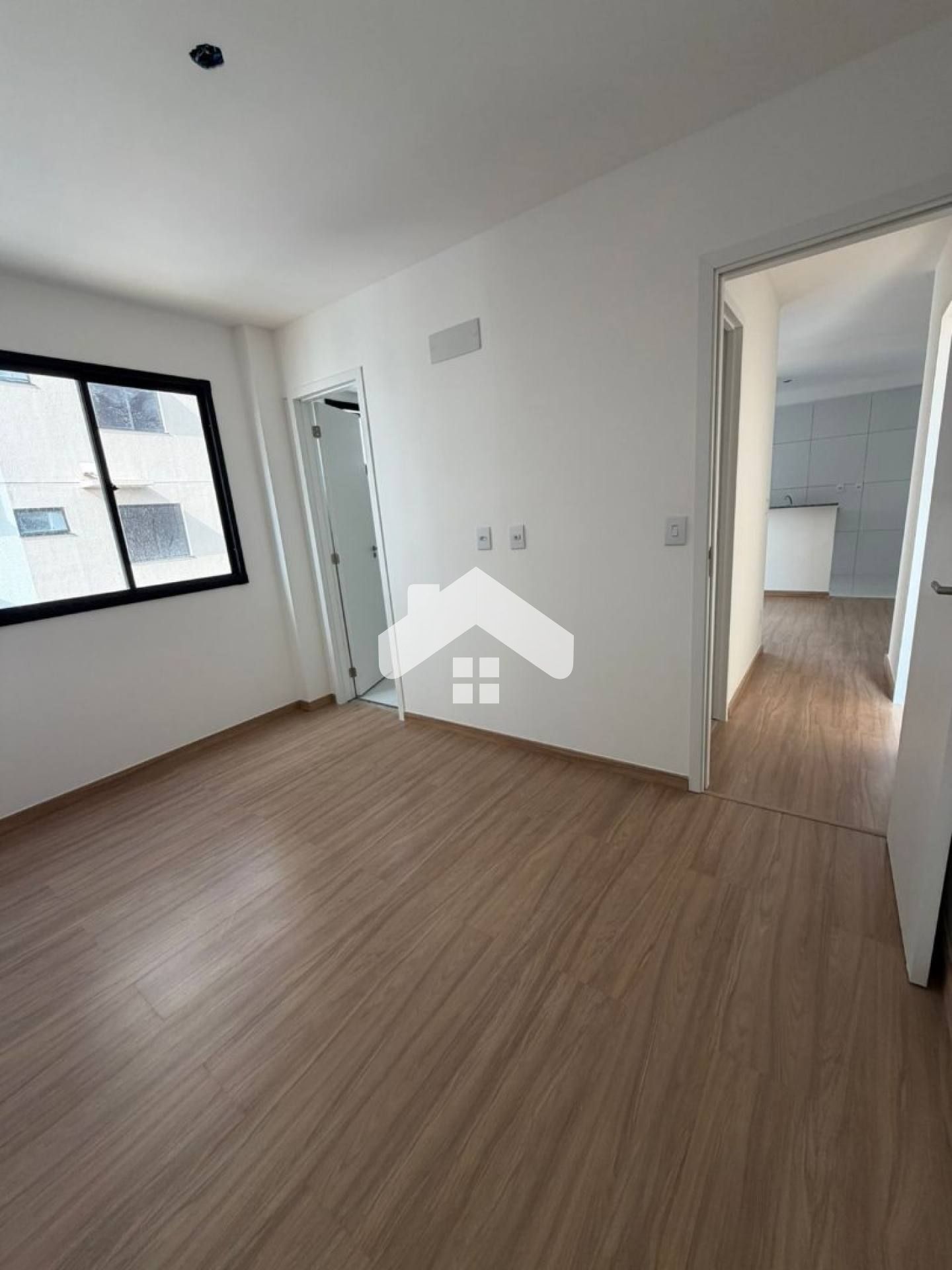 Apartamento no Lunar, 2/4, 1 suíte, 1 vaga (Condomínio incluso) – Aeroporto