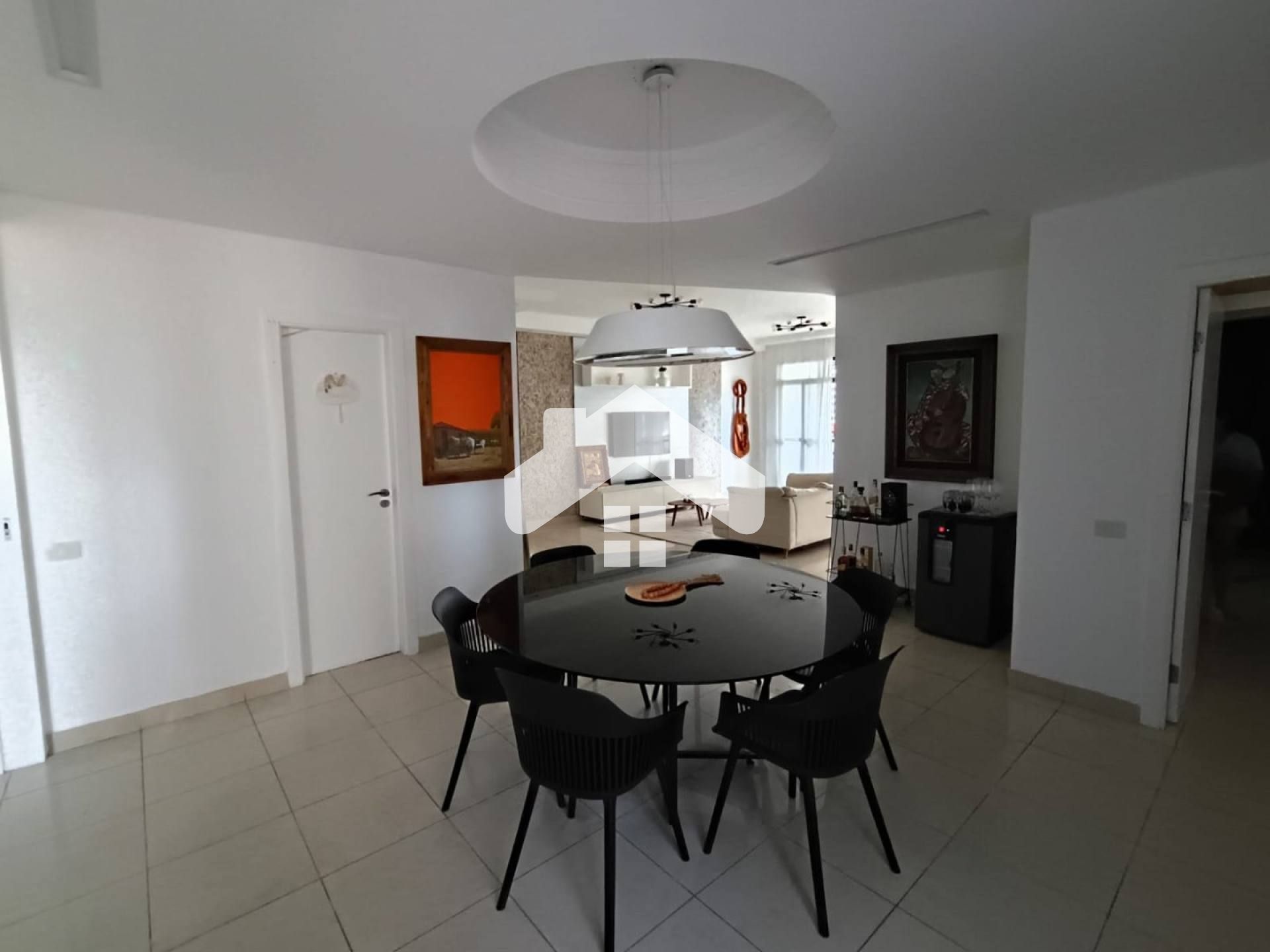 Apartamento Para Vender com 3 quartos 3 suítes no bairro Jardins em Aracaju