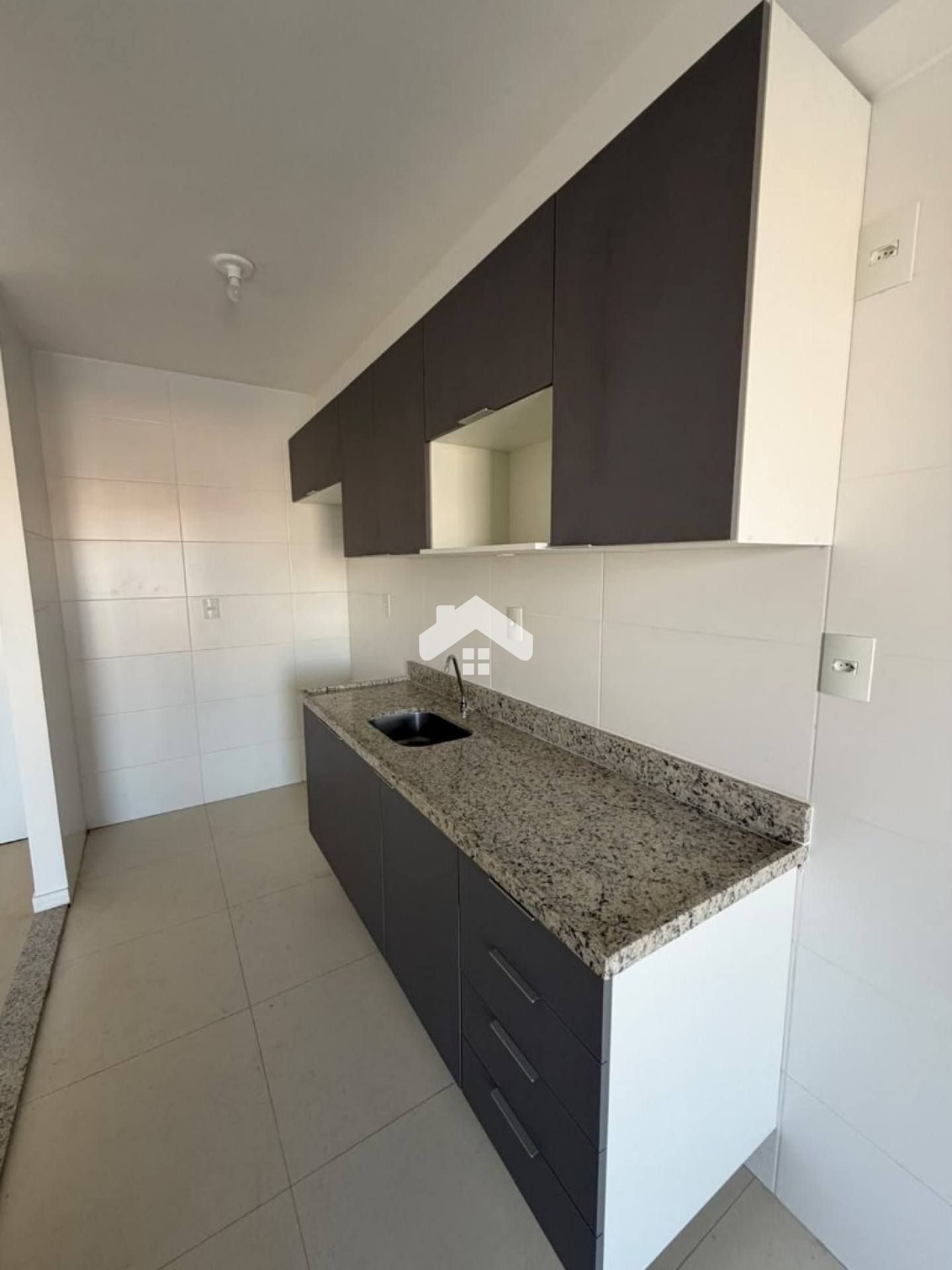 Apartamento no Mirante do Mar, 2/4, 1 suíte, 1 vaga (Cond. Incluso) - Atalaia