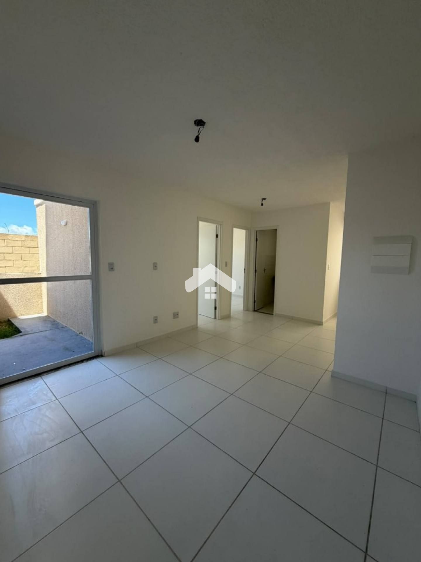 Apartamento no Villa dos Coqueiros, 2/4, 1 banheiro, 1 vaga (Cond. Incluso) - Barra dos Coqueiros