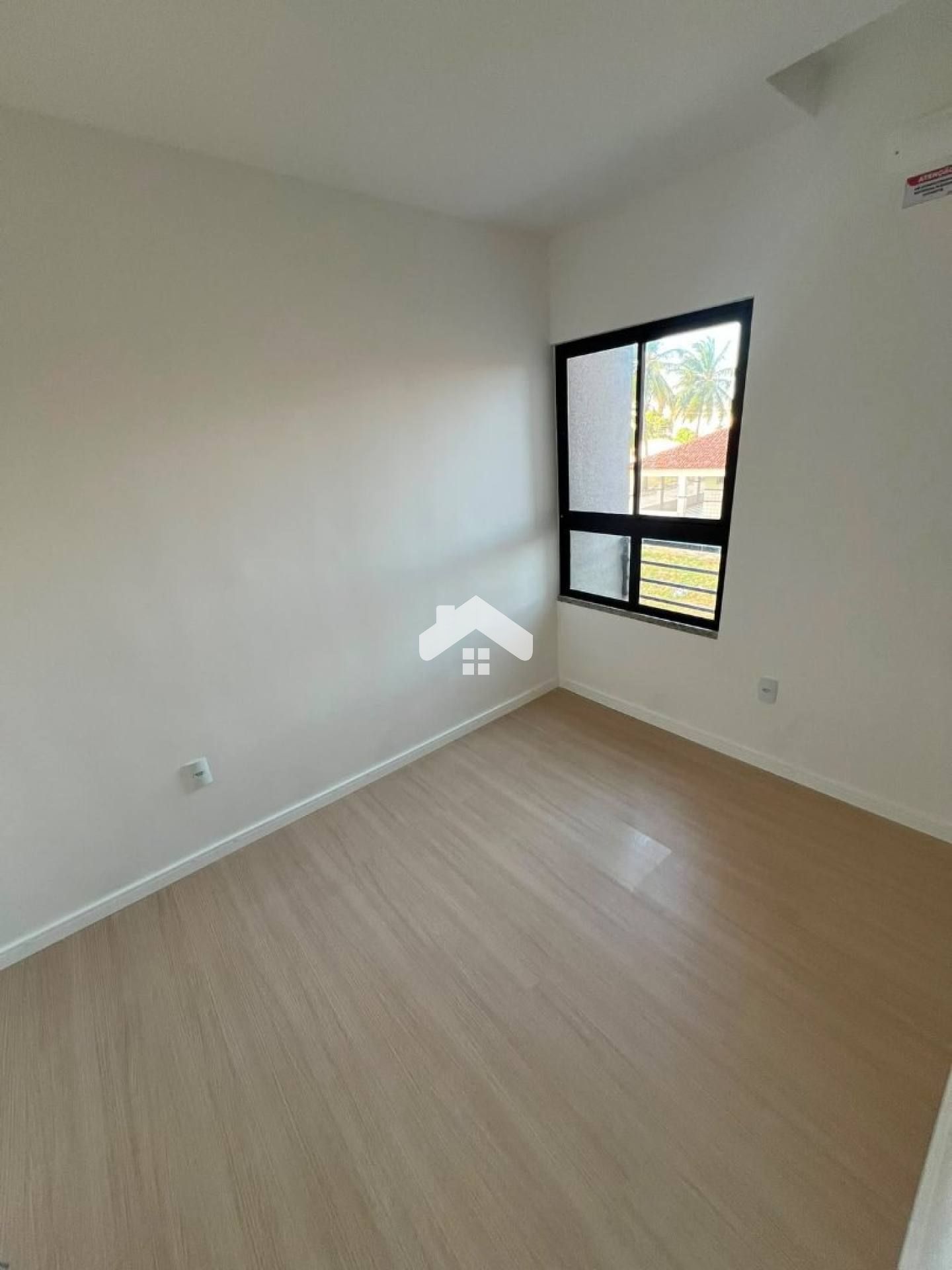 Apartamento Para Vender com 3 quartos 1 suítes no Condominio Luzitá
