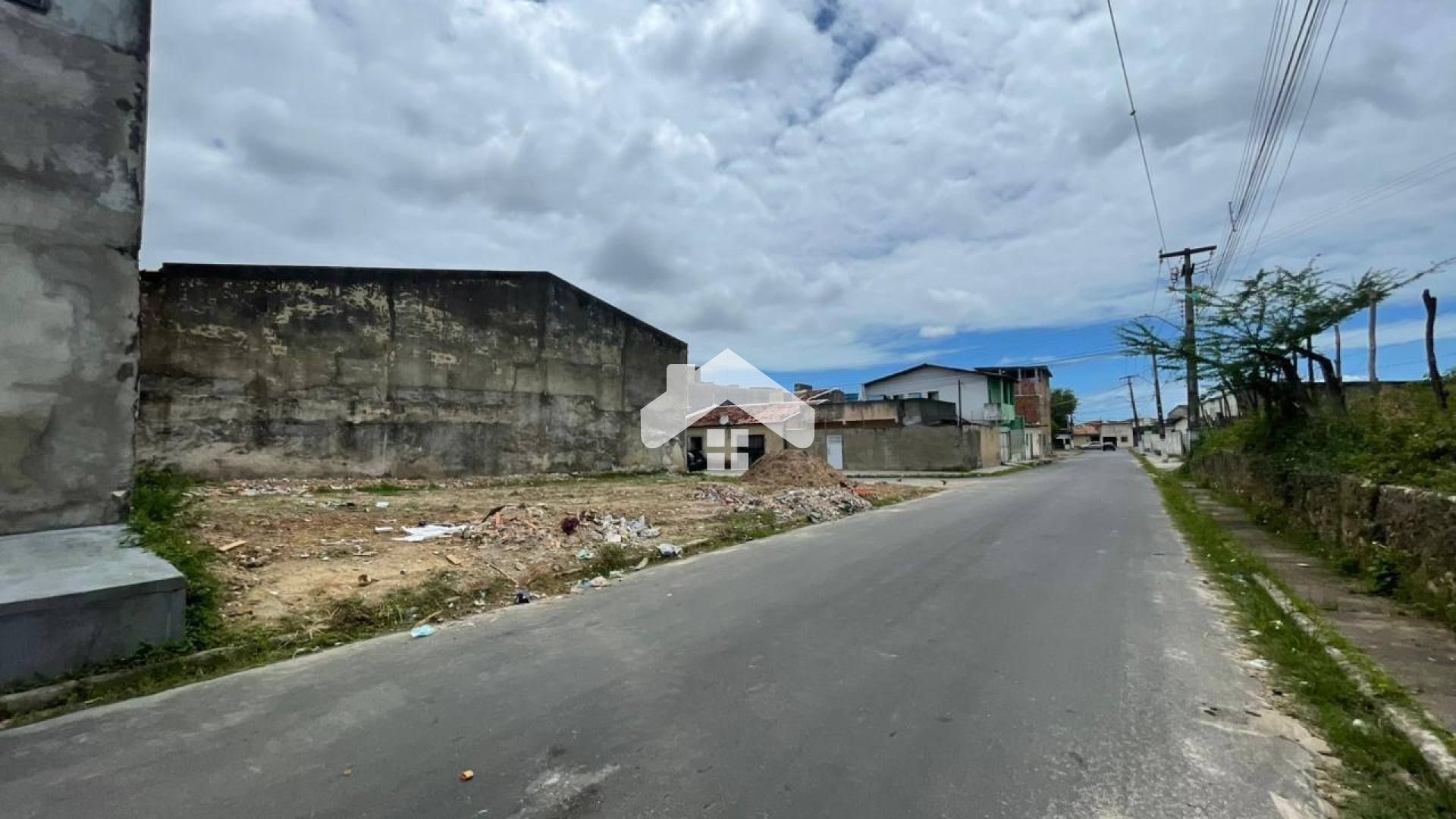 Lote / Terreno de Bairro Para Vender no bairro Olaria em Aracaju