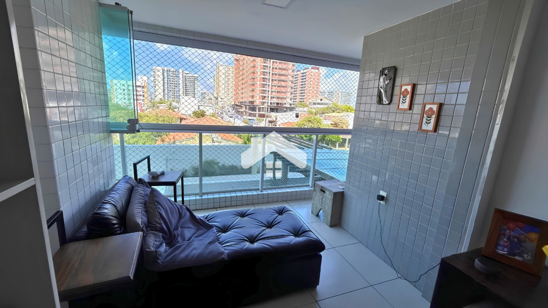 Apartamento Para Vender com 3 quartos 2 suítes no bairro Atalaia em Aracaju