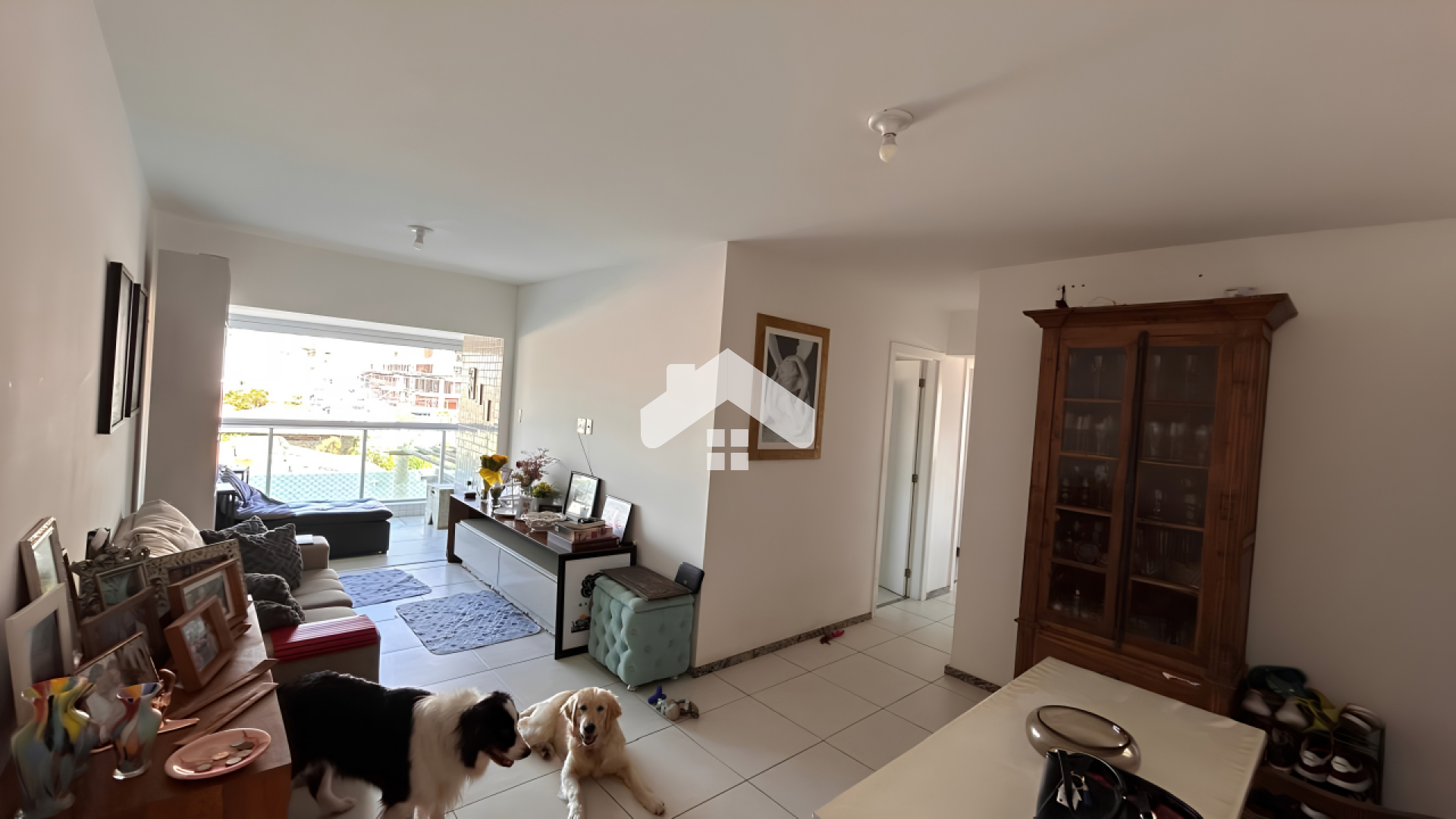 Apartamento Para Vender com 3 quartos 2 suítes no bairro Atalaia em Aracaju