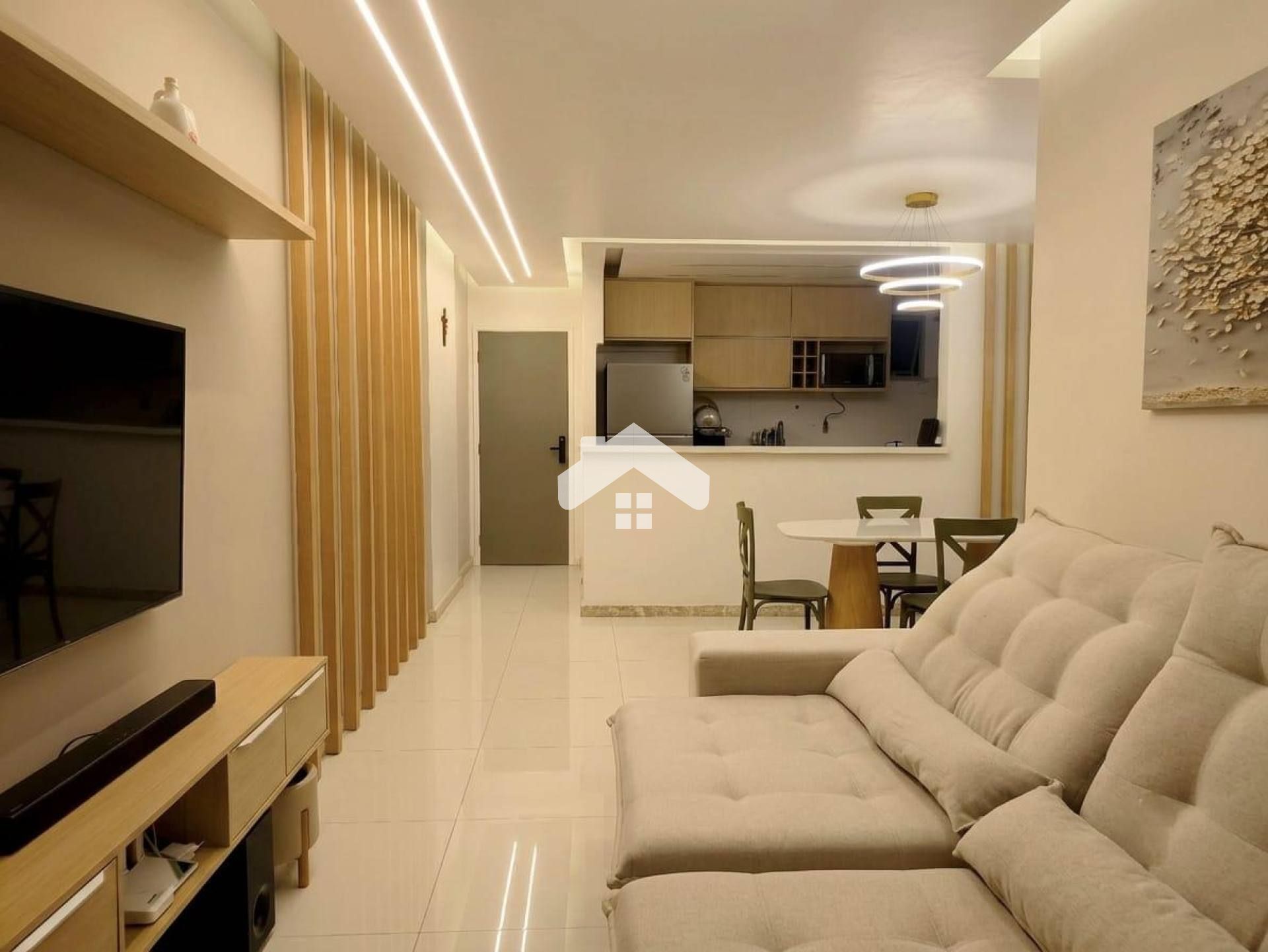 Apartamento Reformado Para Vender com 3 quartos 1 suíte no bairro Luzia em Aracaju