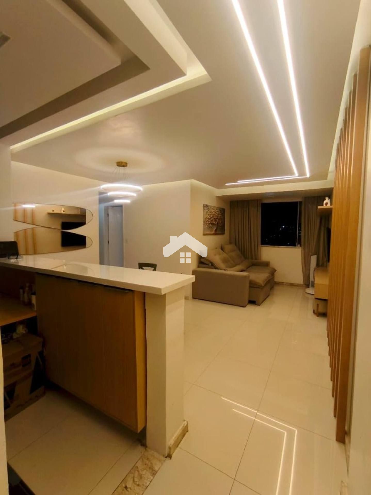Apartamento Reformado Para Vender com 3 quartos 1 suíte no bairro Luzia em Aracaju