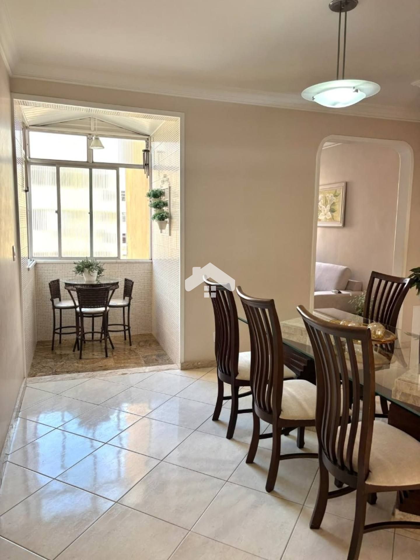 Apartamento Reformado Para Vender com 3 quartos no bairro Luzia em Aracaju